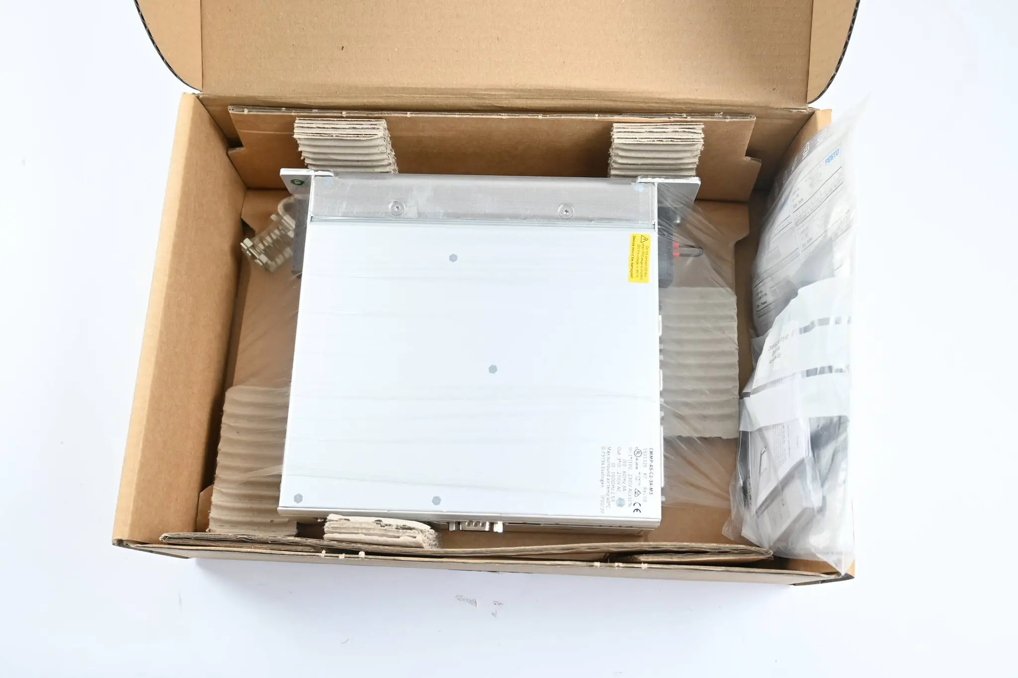 Produktfoto 1 von Festo Motorcontroller CMMP-AS-C2-3A-M3 ( 1501325 )