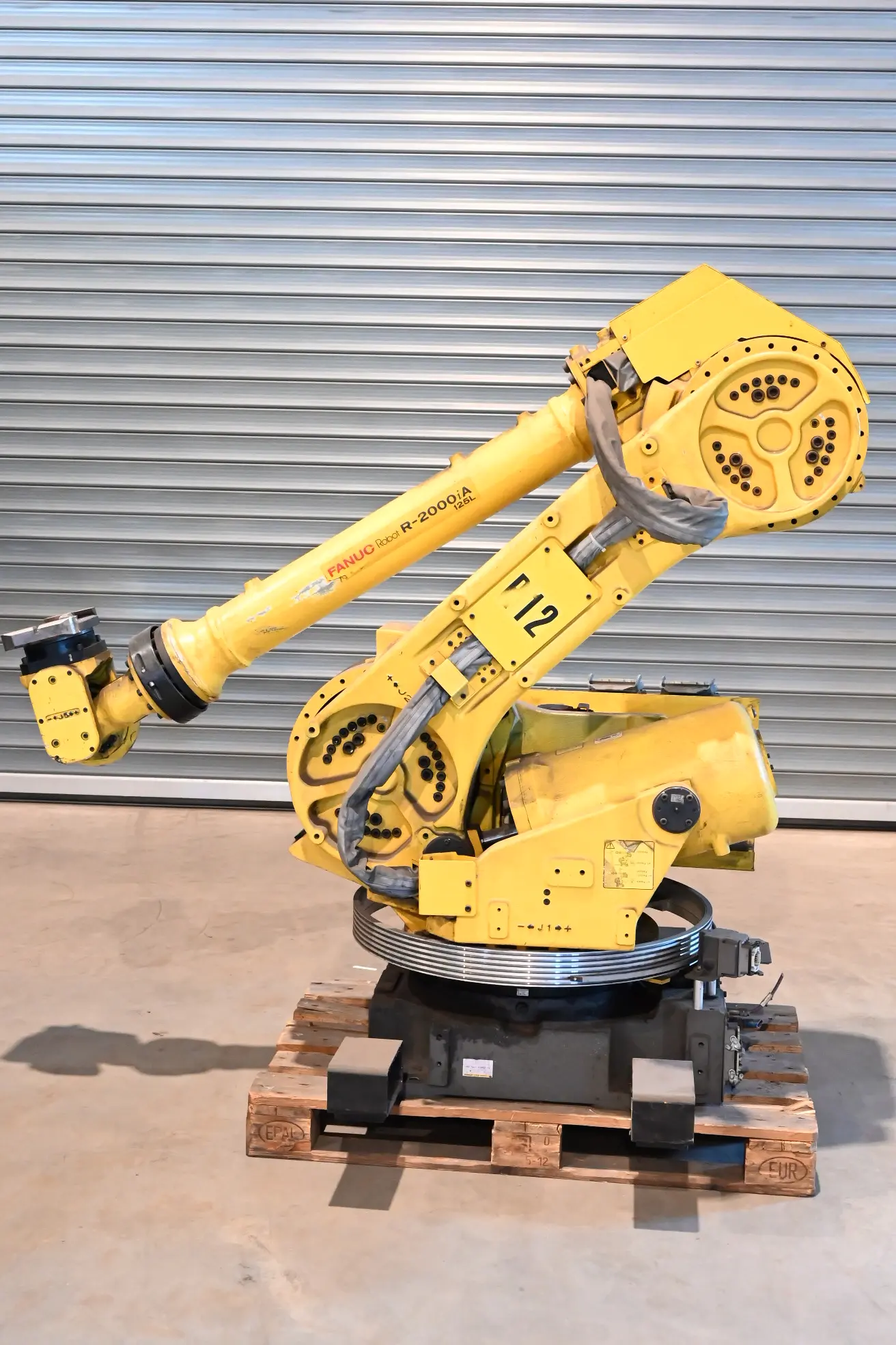 Produktfoto 1 von Fanuc Roboter R-2000iA/125L ( A05B-1324-B263 ) + R-J3iB ( A05B-2453-B252 )