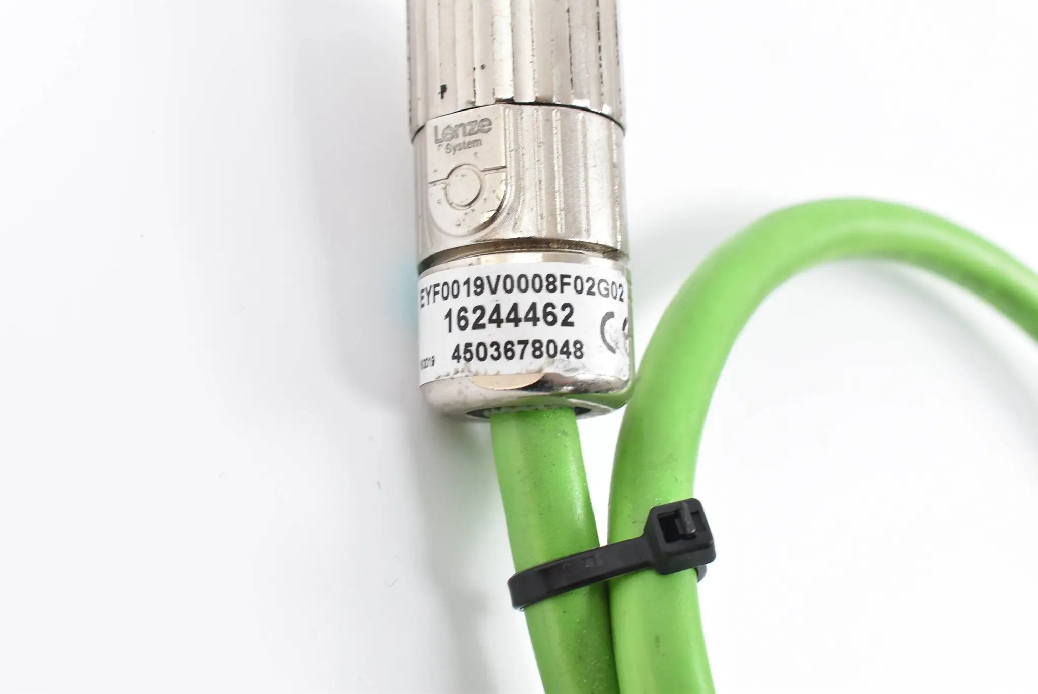 Produktfoto 1 von Lenze Motorkabel EYF0019V0008F02G02 ( 16244462 )