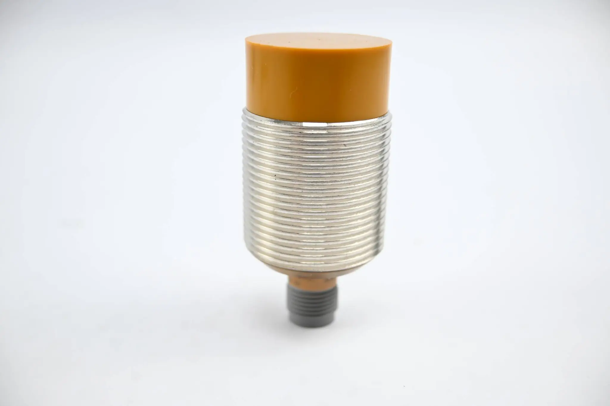 Produktfoto 1 von Omron Proximity Switch Näherungsschalter 12-24 VDC ( TL-X18MC2-P1E )