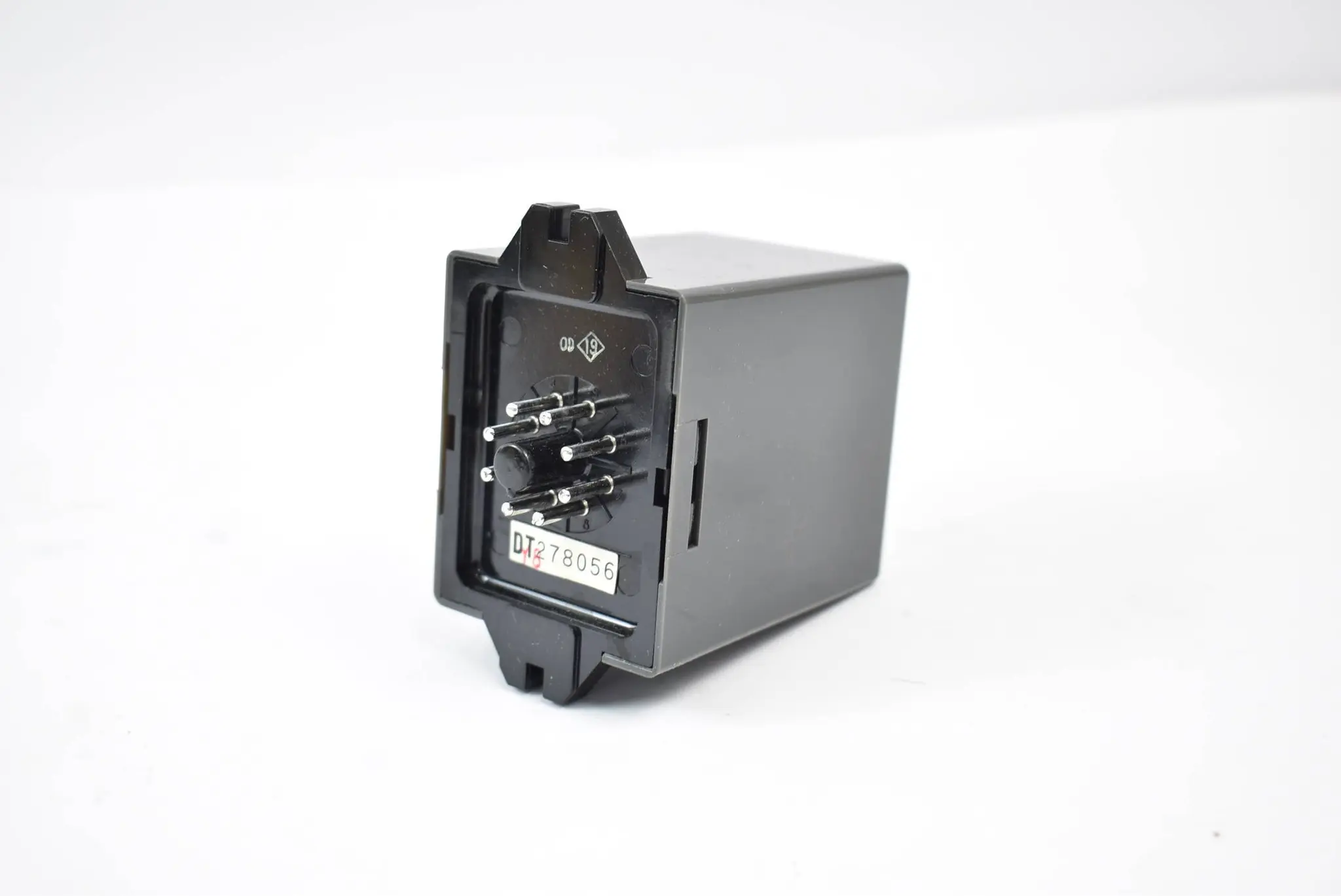 Produktfoto 1 von Omron Solid State Timer DTS-7 5s 220VAC