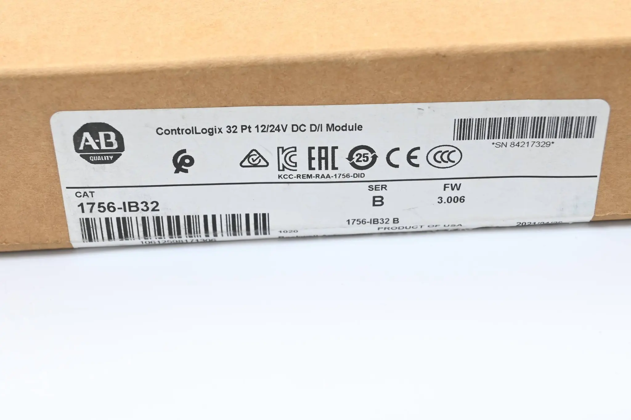 Produktfoto 1 von Allen-Bradley ControlLogix 32 Pt 12/24V DC D/I Module ( 1756-IB32 ) Ser. B