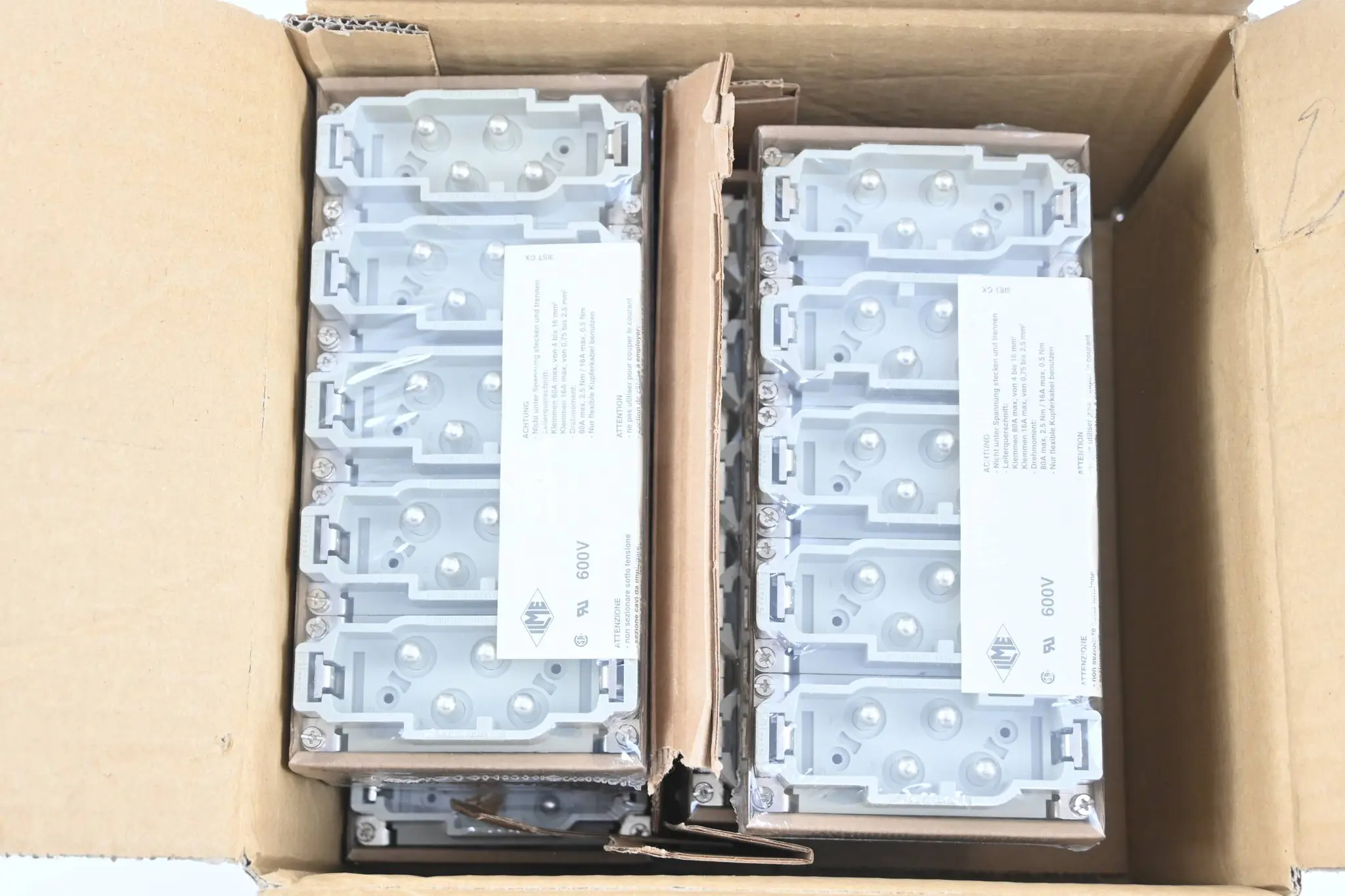 Produktfoto 1 von Ilme 30 Stück Stifteinsatz Schraubanschluss 80A 600V ( CXM 4/0 )