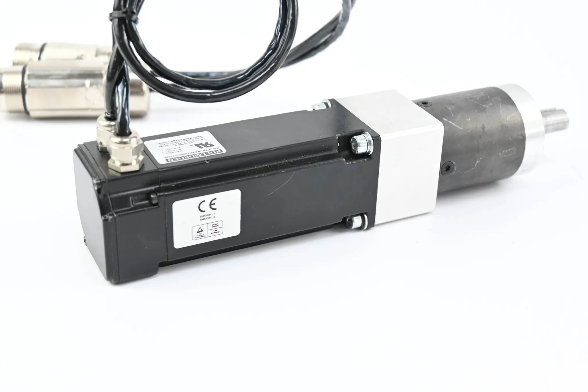 Produktfoto 1 von Kollmorgen PM Servomotor AKM13C-ANCNR-00 inkl. Neugart Getriebe PLE40