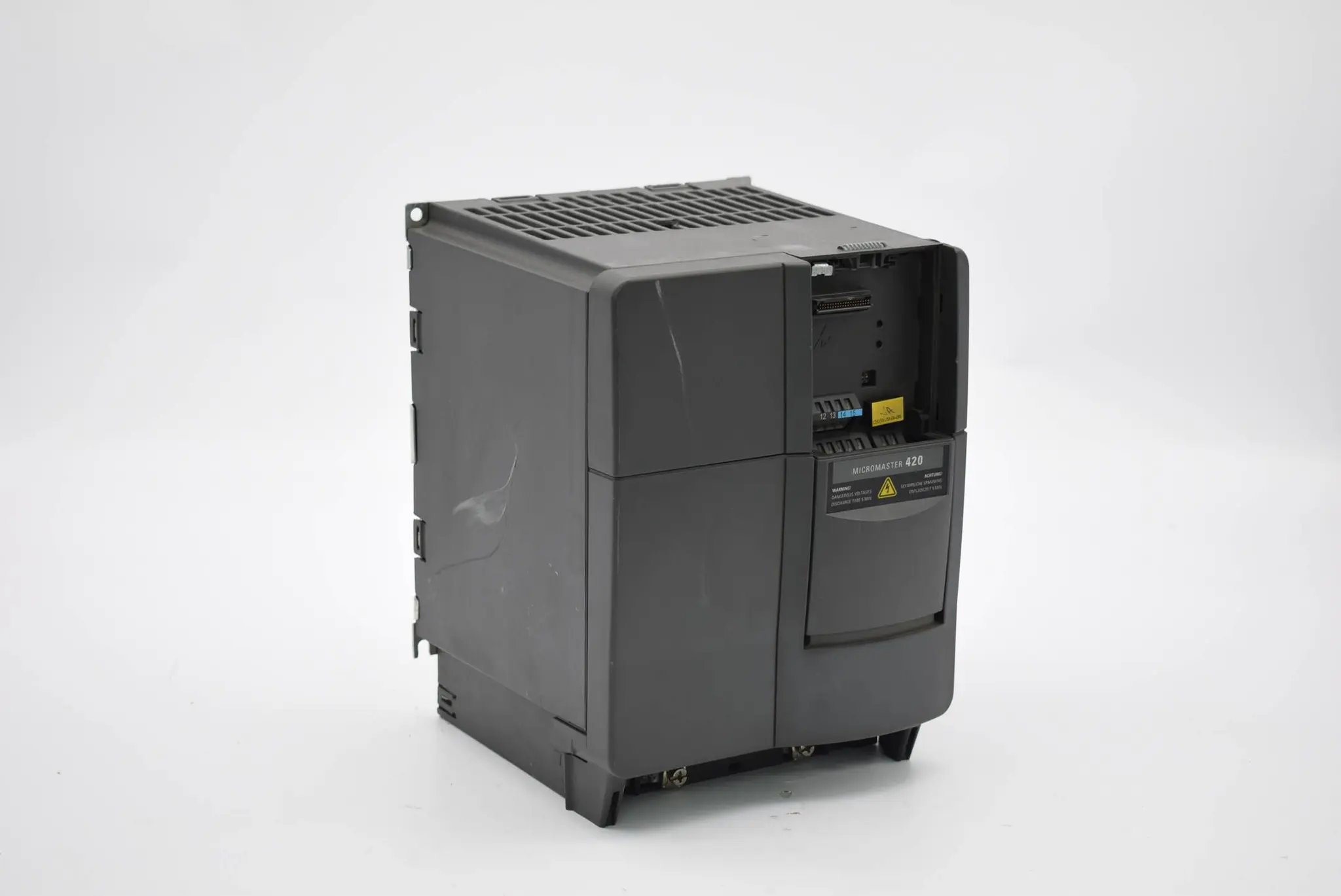 Produktfoto 1 von Siemens micromaster 420 6SE6420-2UD31-1CA0 ( 6SE6 420-2UD31-1CA0 ) 380-480 V