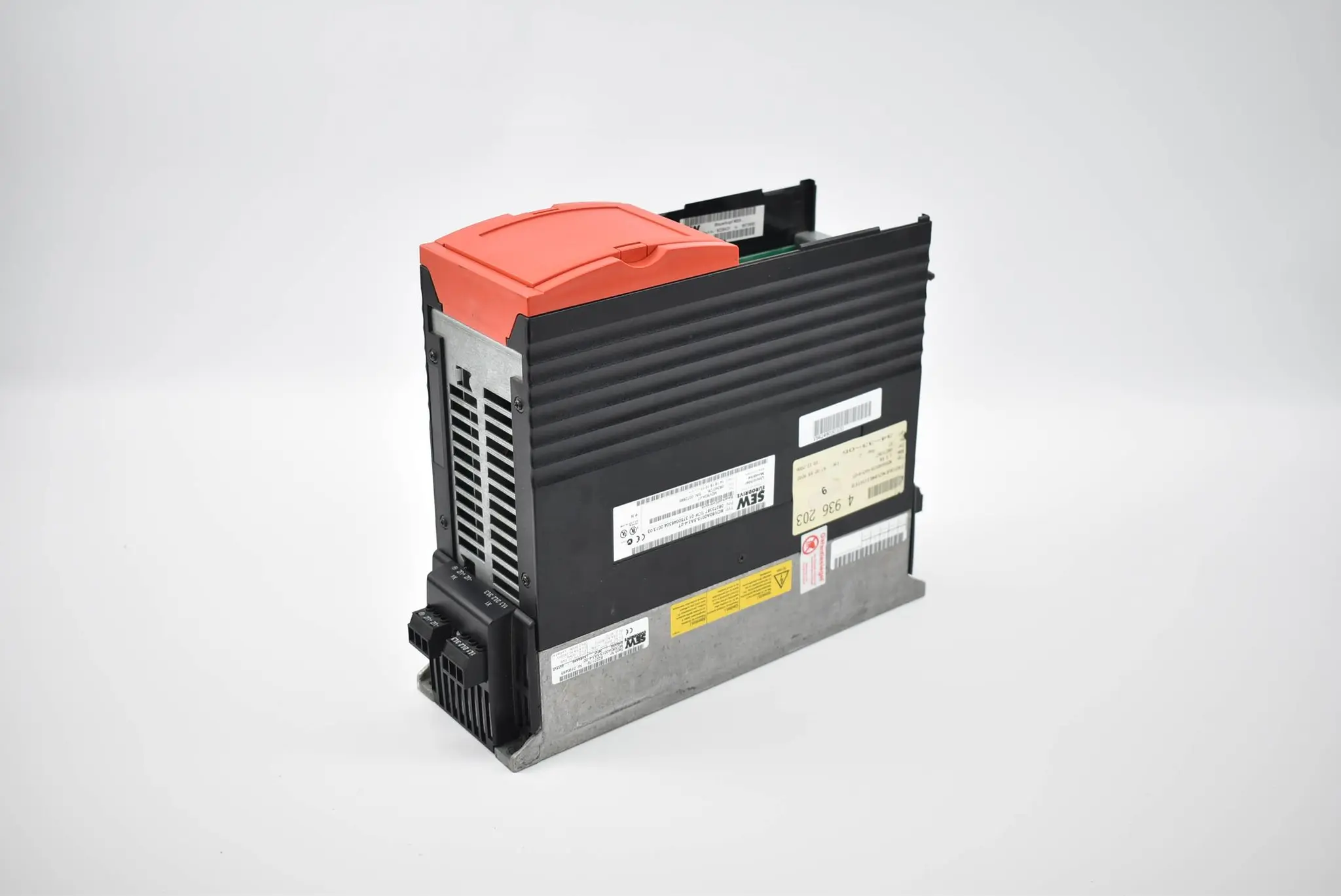 Produktfoto 1 von SEW Eurodrive Movidrive Umrichter MDV60A0015-5A3-4-0T inkl. MDX60A0015-5A3-4-00