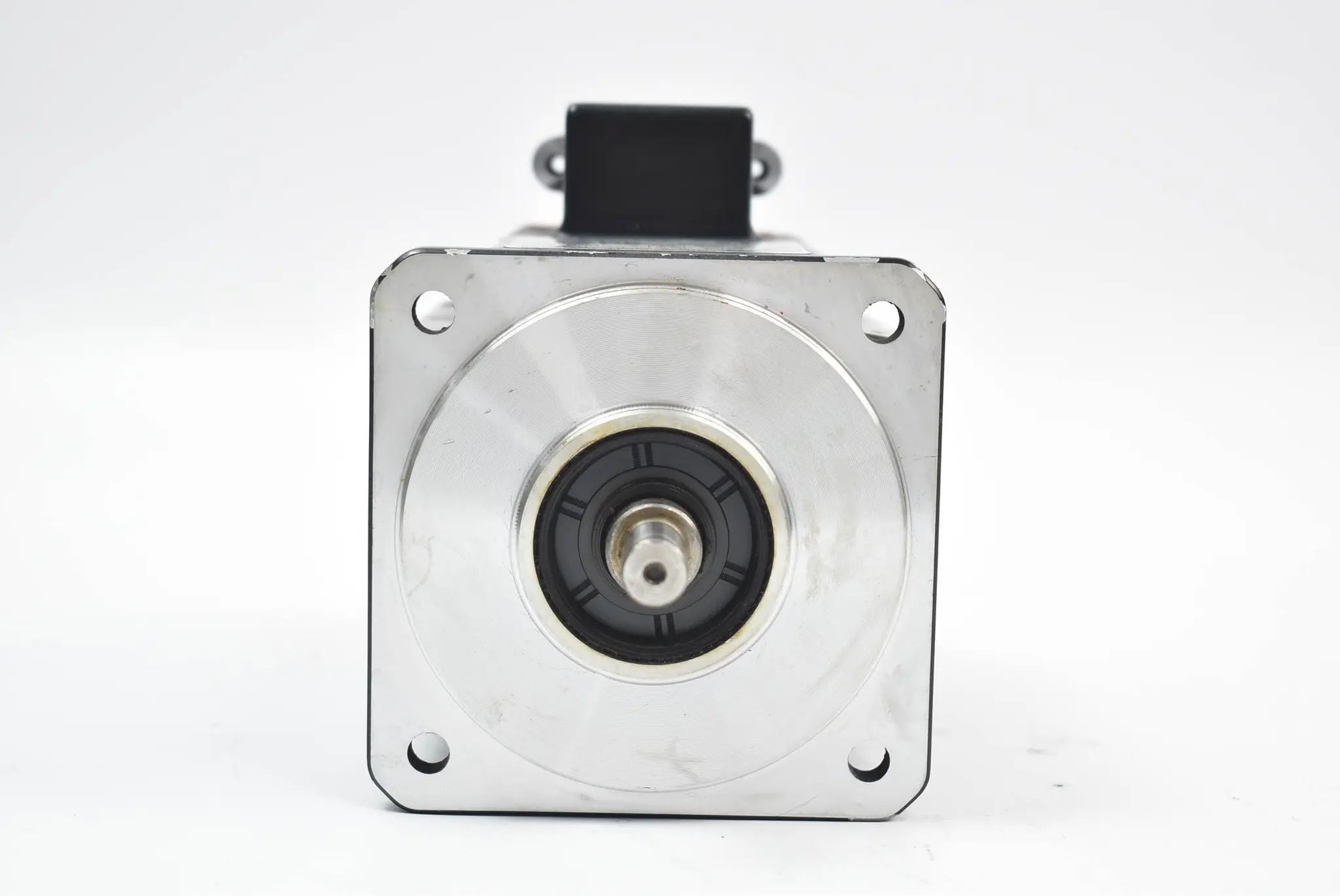 Produktfoto 1 von Fanuc AC Servomotor α1/3000 0,3kW 2,5A 3000rpm A06B-0371-8575#7075 ( a1/3000 )