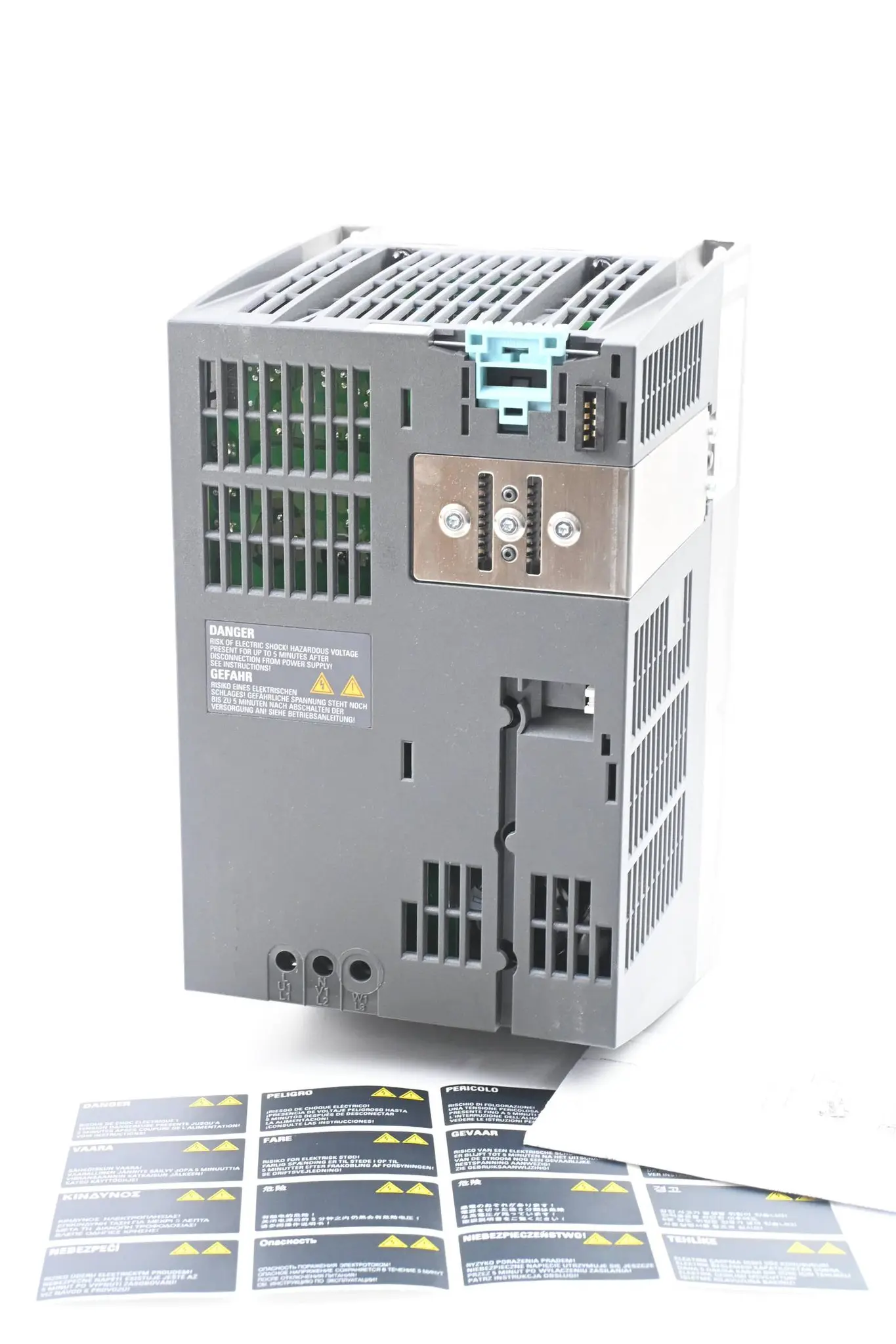 Produktfoto 1 von Siemens Sinamics G120 PM240 6SL3224-0BE23-0AA0 ( 6SL3 224-0BE23-0AA0 ) Ver. D02