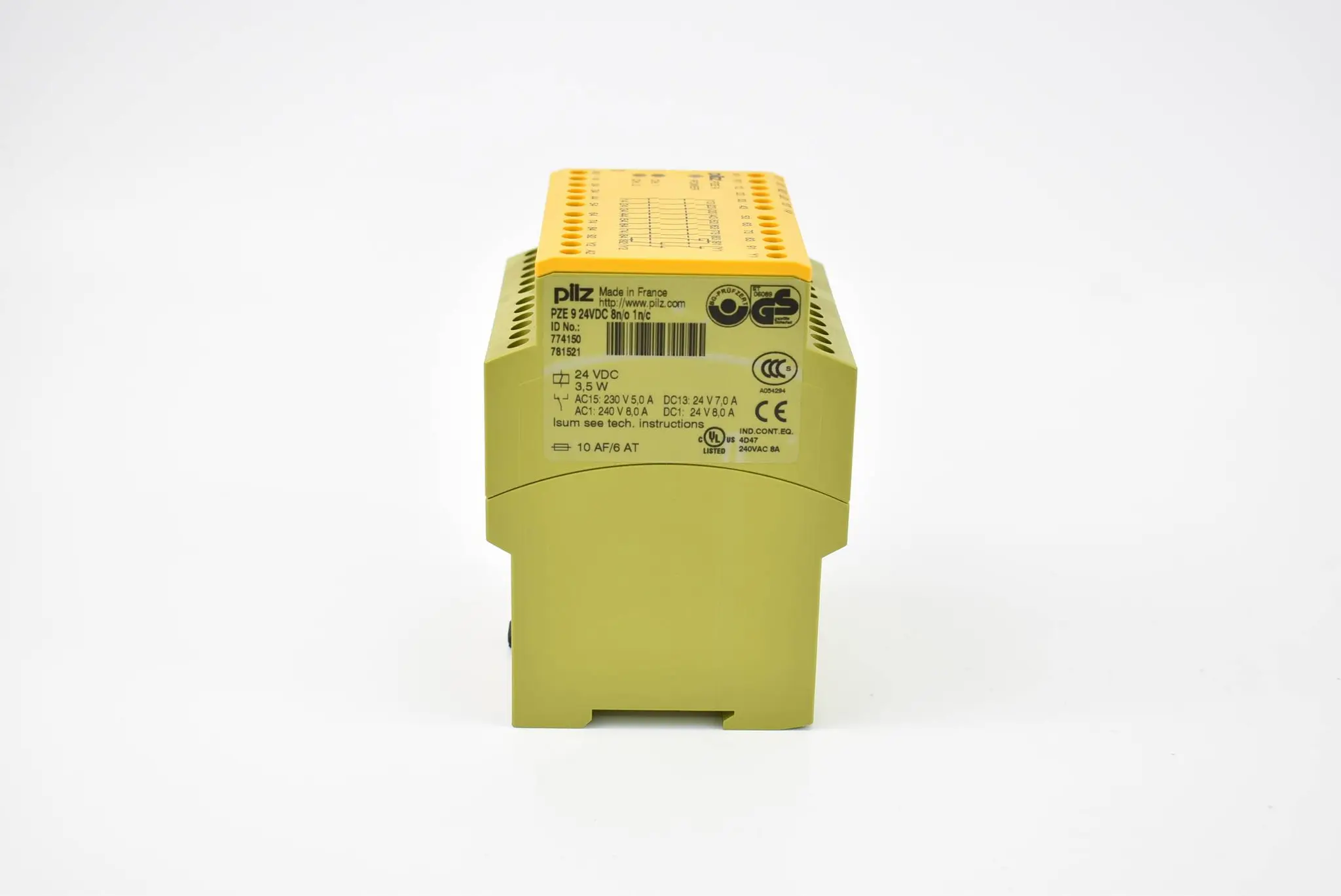 Produktfoto 1 von Pilz Sicherheitsschaltgerät PZE 9 24VDC 8n/o 1n/c 774150