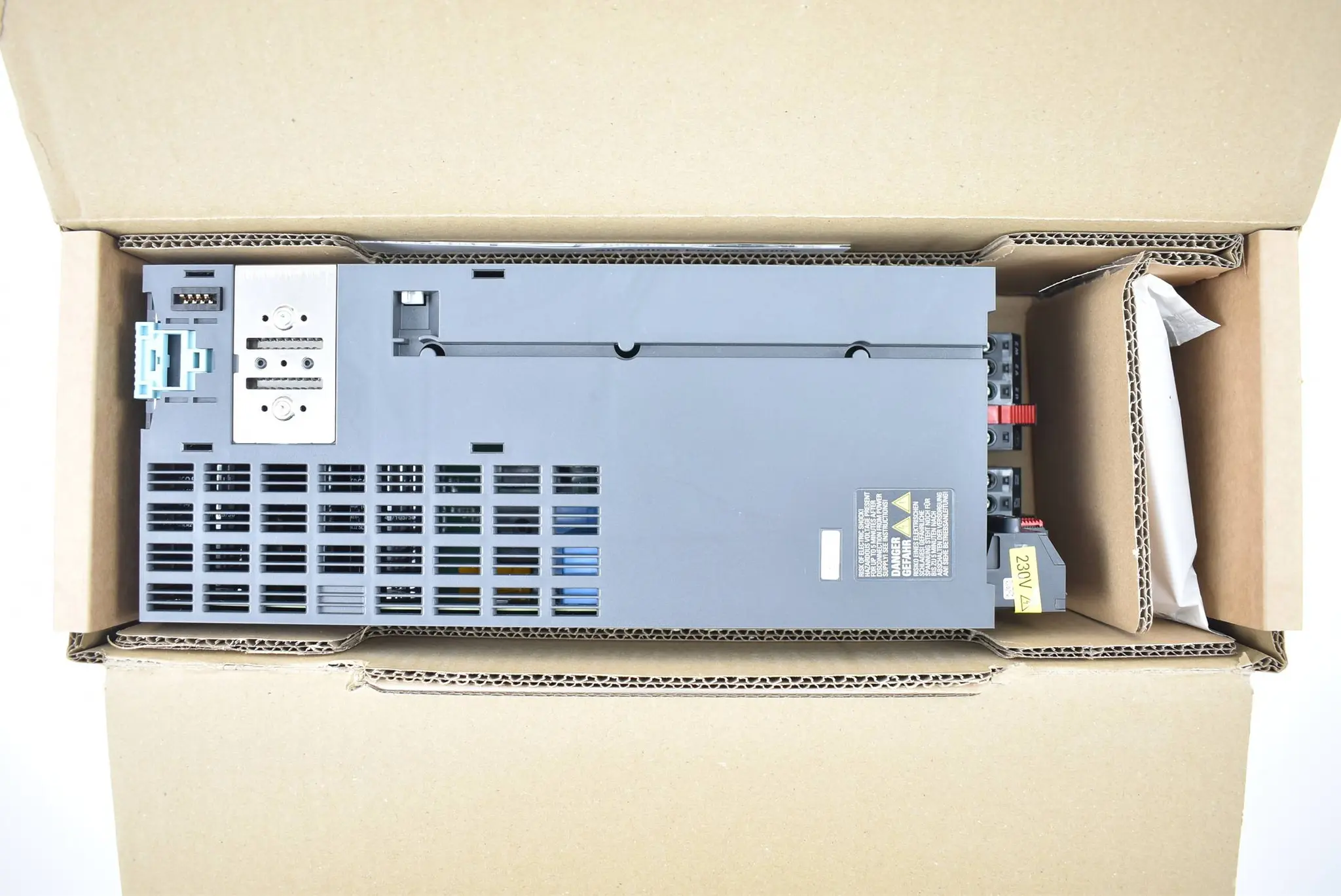 Produktfoto 1 von Siemens sinamics PM240-2 6SL3 210-1PC22-8AL0 ( 6SL3210-1PC22-8AL0 ) E.09 (7,5kW)
