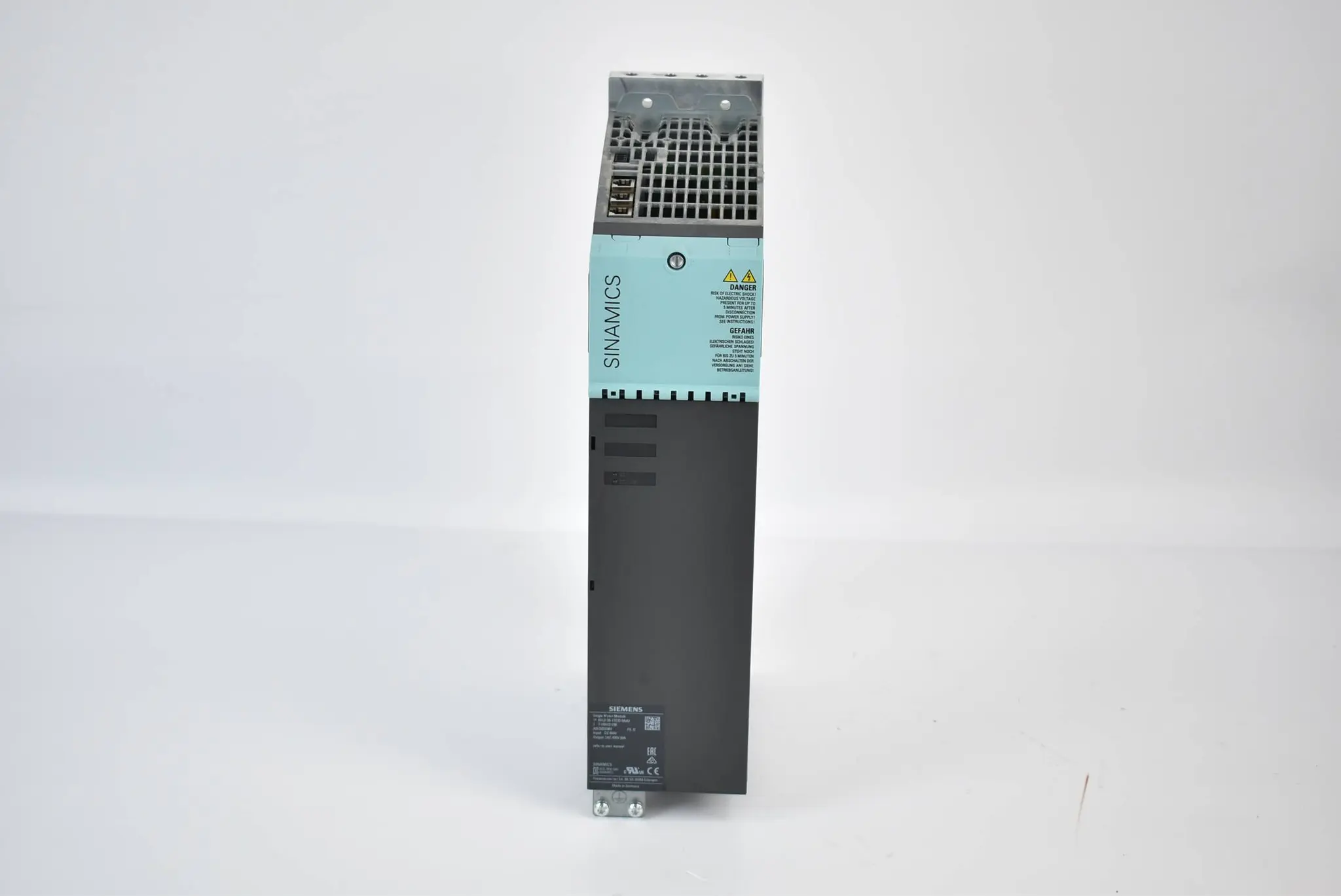 Produktfoto 1 von Siemens S120 600VDC 3AC 400V 30A 6SL3126-1TE23-0AA3 ( 6SL3 126-1TE23-0AA3 ) E.D