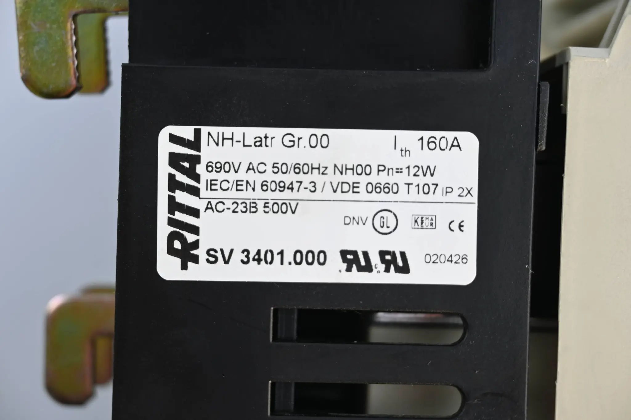 Produktfoto 1 von Rittal Lasttrennschalter SV 3401.000 inkl. Lindner 100A Sicherungen