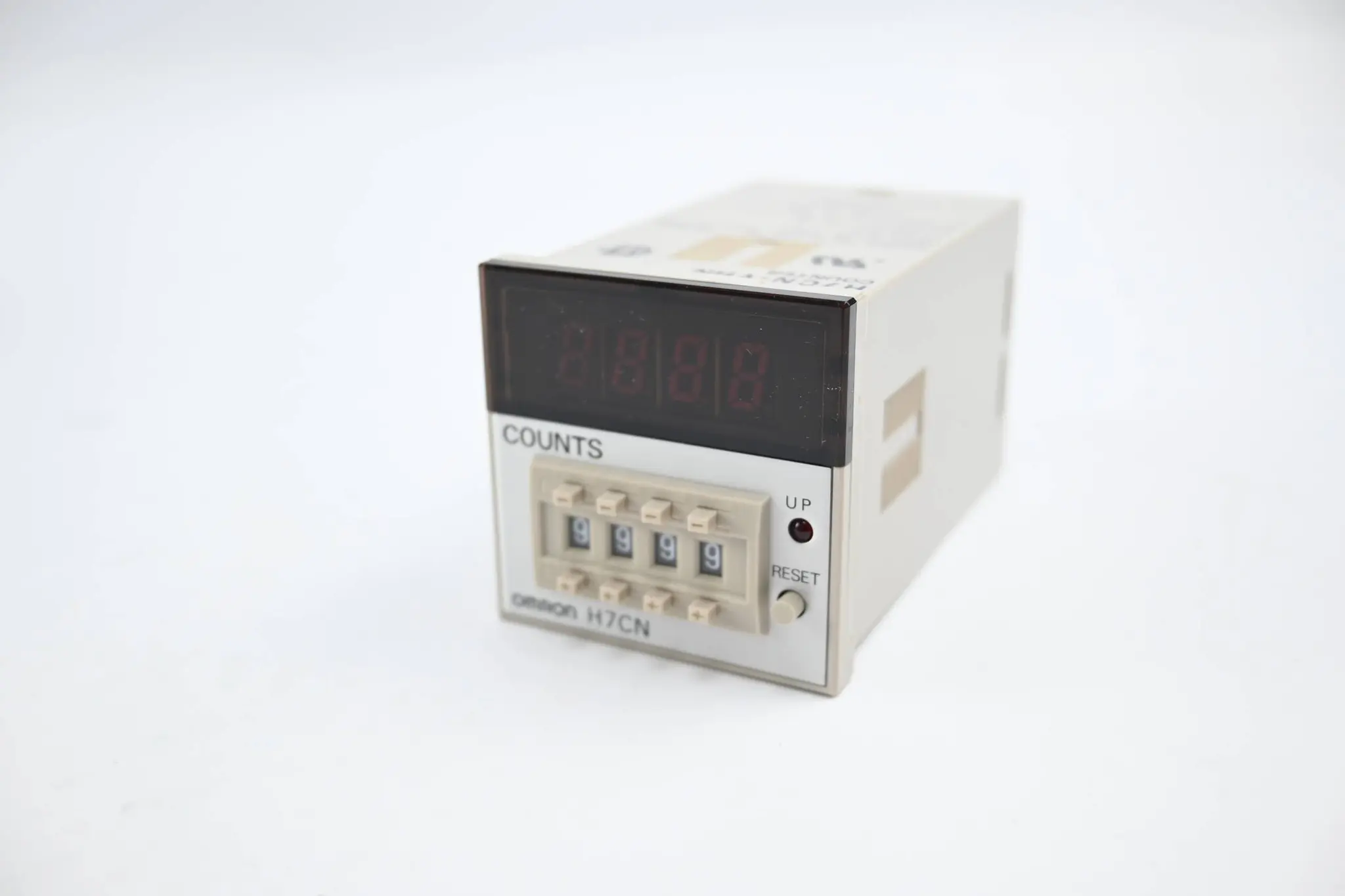 Produktfoto 1 von Omron Counter Zähler 9999 100-240 VAC ( H7CN-YHN )