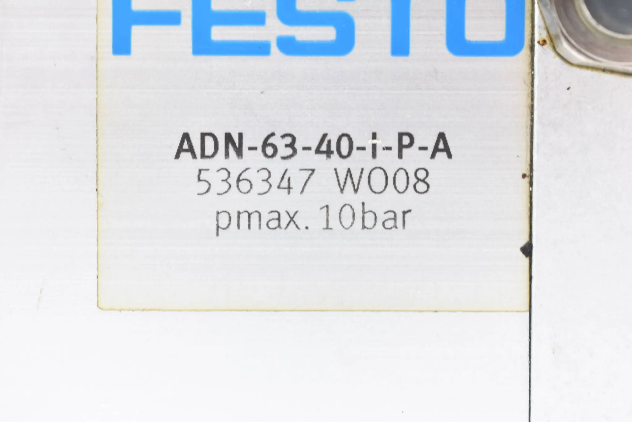 Produktfoto 1 von Festo Kompaktzylinder 10bar ADN-63-40-I-P-A ( 536347  WO08 )