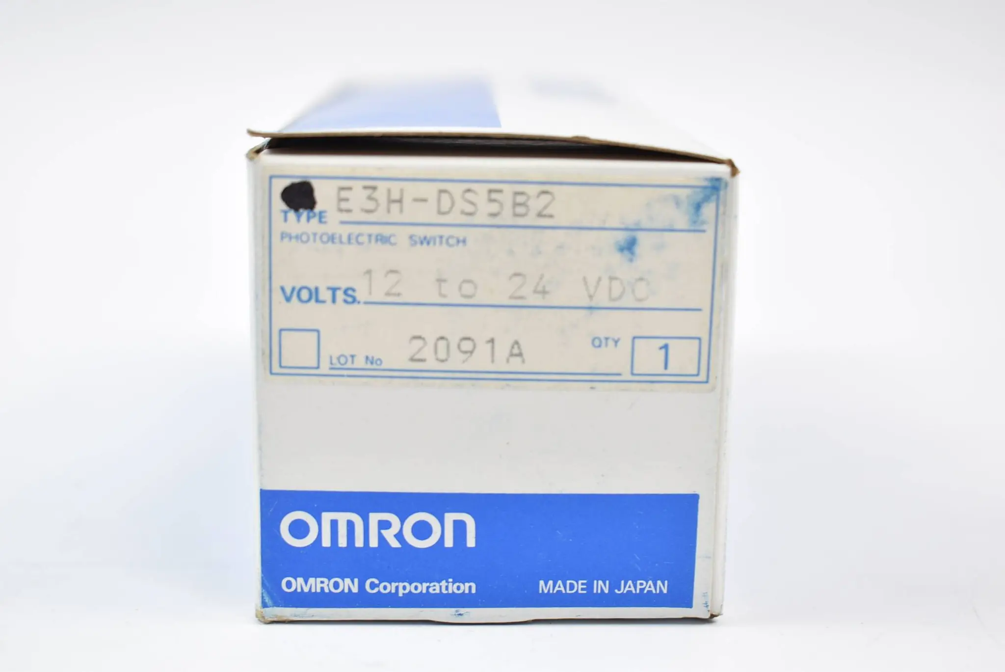 Produktfoto 1 von Omron Photoelectric Switch Fotoelektrischer Schalter 12 - 24 VDC ( E3H-DS5B2 )
