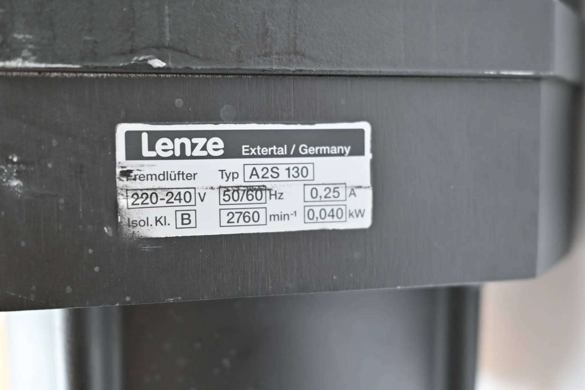 Produktfoto 1 von Lenze Servomotor MCA19S35-RS0F2-B28R-KS5F12N-R0SU inkl. Fremdlüfter A2S 130