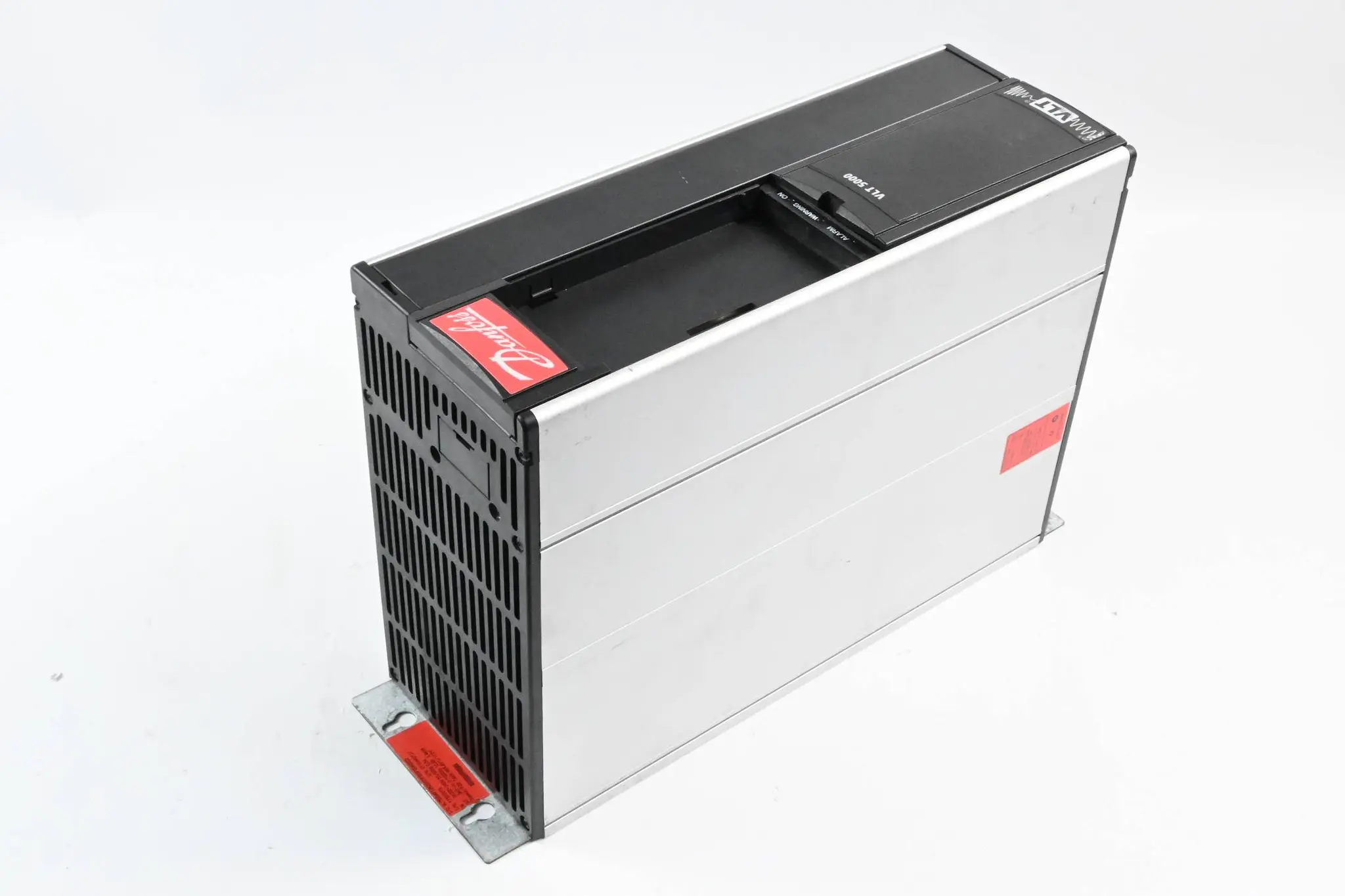 Produktfoto 1 von Danfoss Frequenzumrichter VLT5004PT2B20STR3D0F00A00C0 ( 175Z0019 )