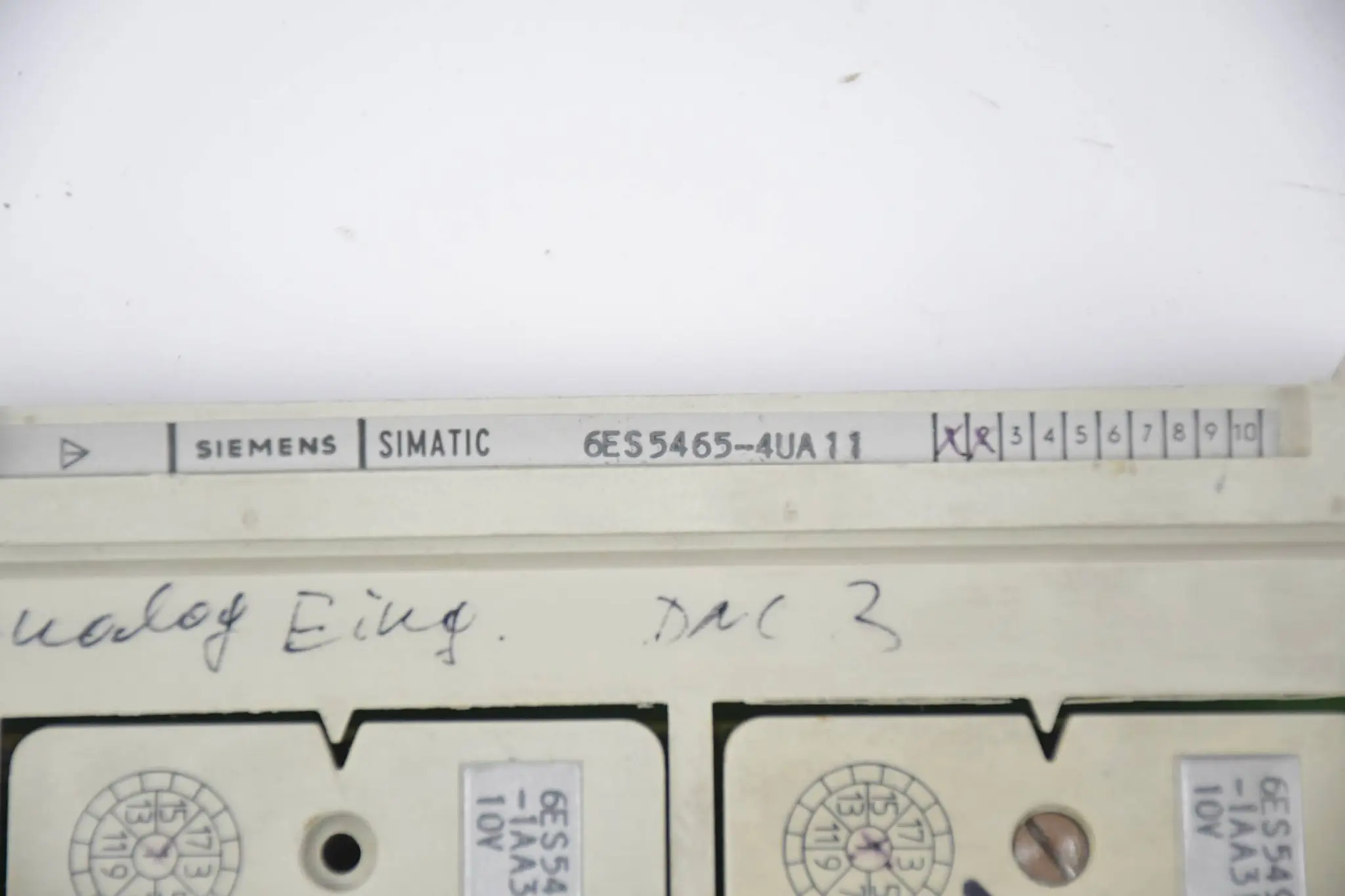 Produktfoto 1 von Siemens Simatic S5 Analogeingang 6ES5465-4UA11 ( 6ES5 465-4UA11 )