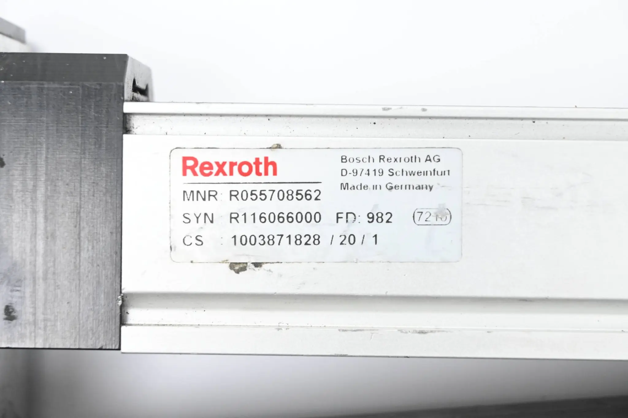 Produktfoto 1 von Rexroth 3~ Motor MSK030C-0900-NN-M1-UG0-NNNN / R911308683 inkl. R055708562