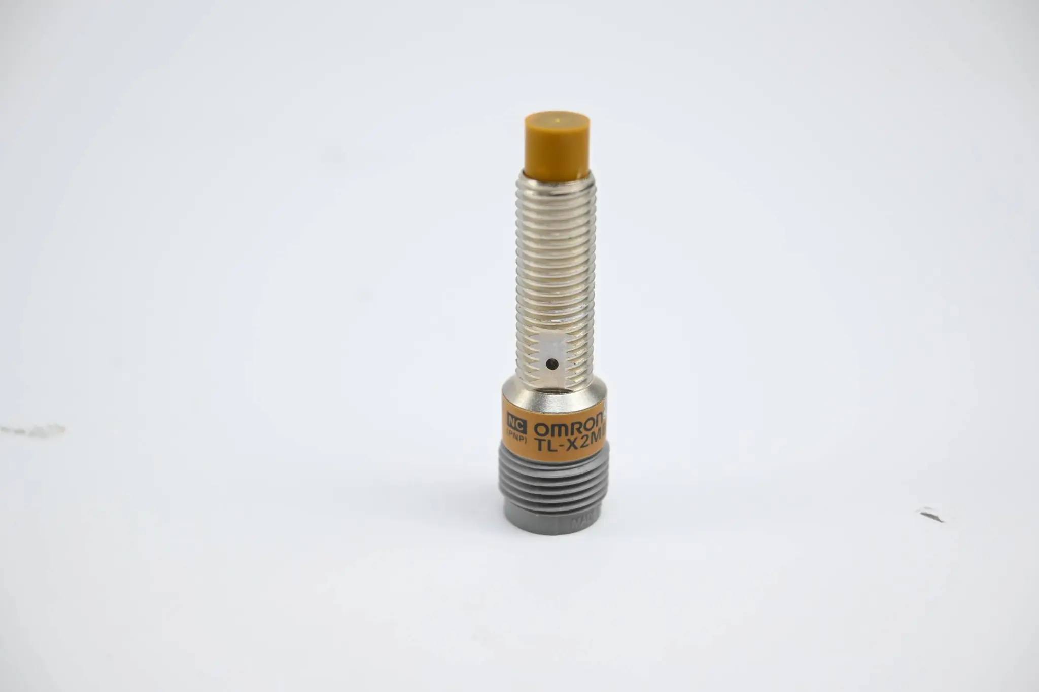 Produktfoto 1 von Omron Proximity Switch Näherungsschalter 12-24 VDC ( TL-X2MB2-P1E )