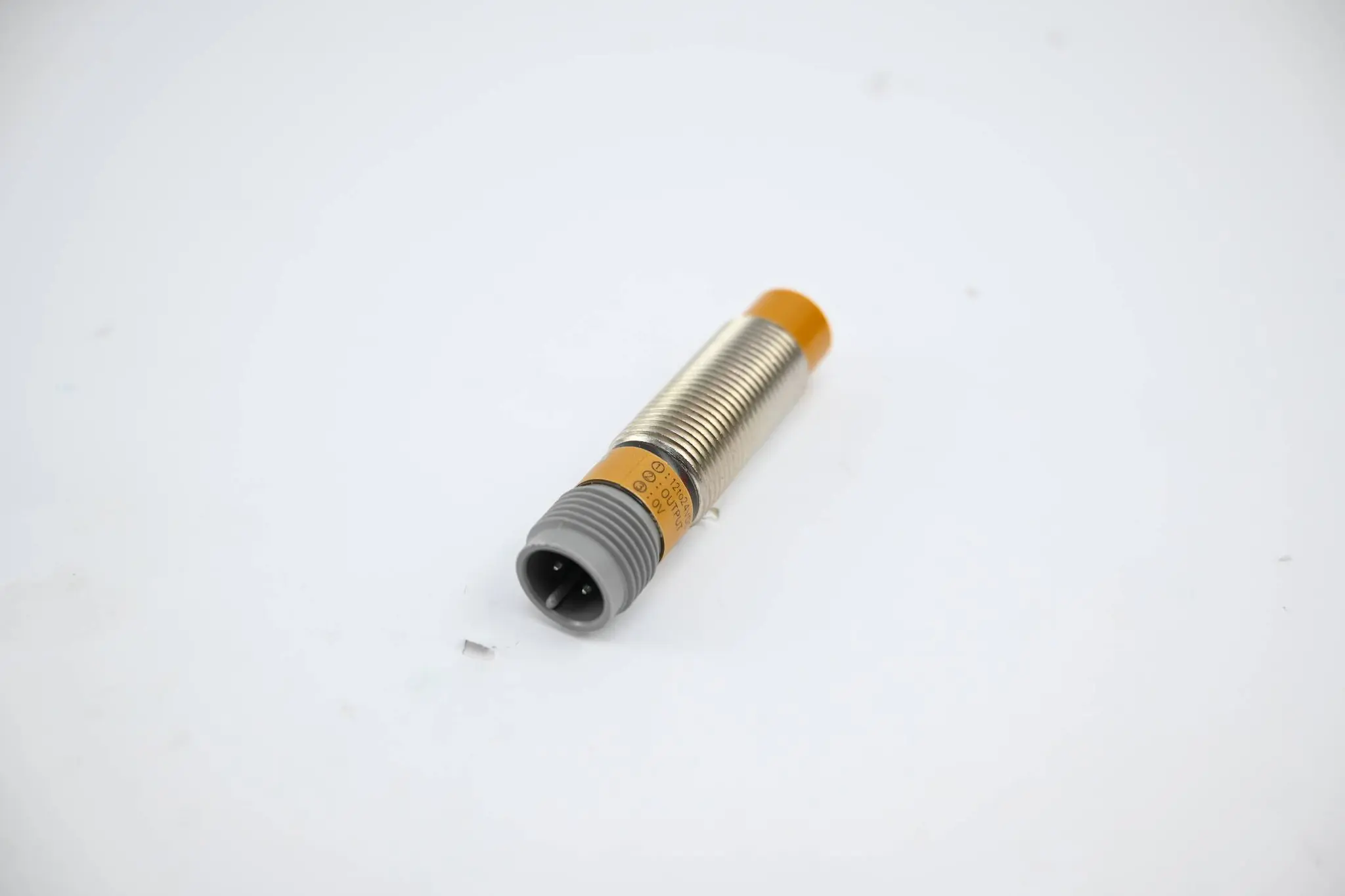 Produktfoto 1 von Omron Proximity Switch Näherungsschalter 12-24 VDC ( TL-X5MC2-P1E )
