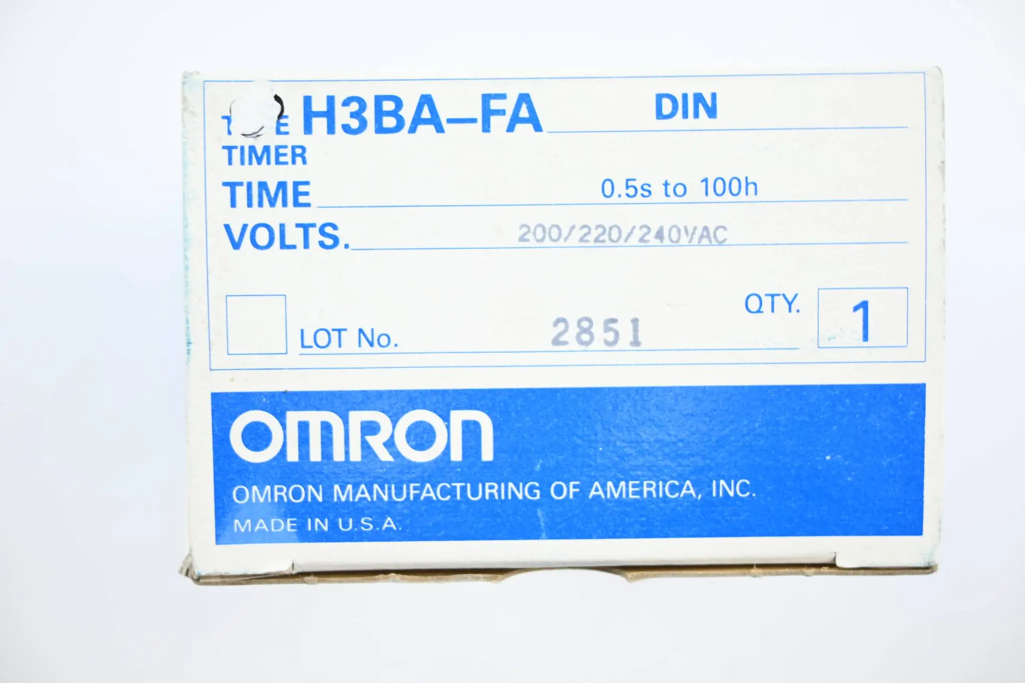 Produktfoto 1 von Omron Timer Zeitrelais 0.5s - 100h 200/220/240VAC ( H3BA-FA )( H3BA-FA DIN )
