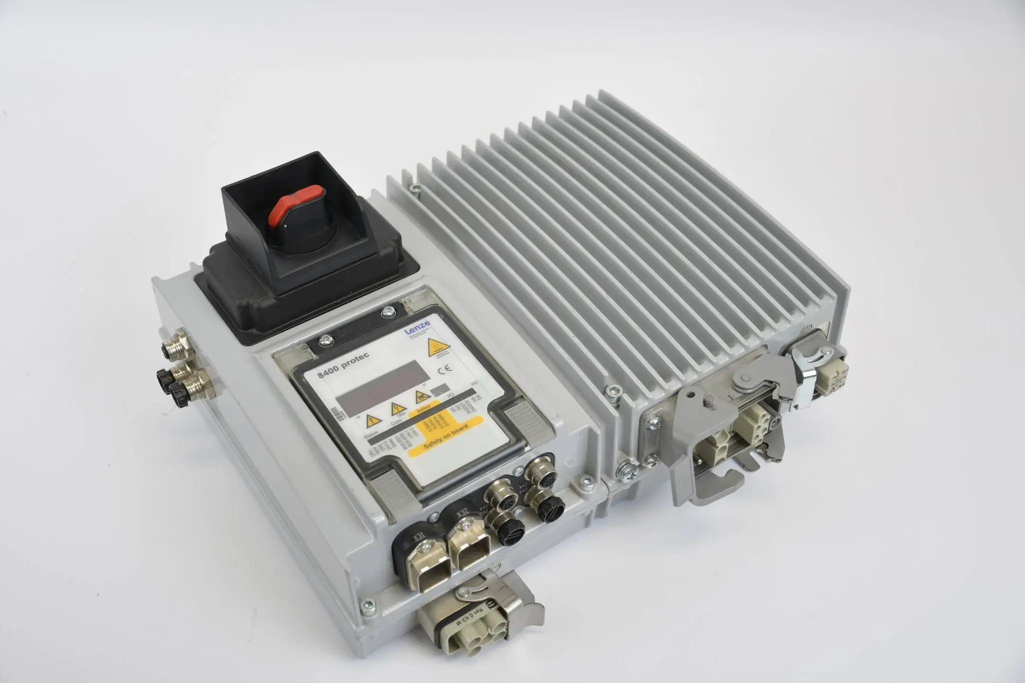 Produktfoto 1 von Lenze dezentrale Frequenzumrichter 8400 protec E84DSPBC1524R2SLCE