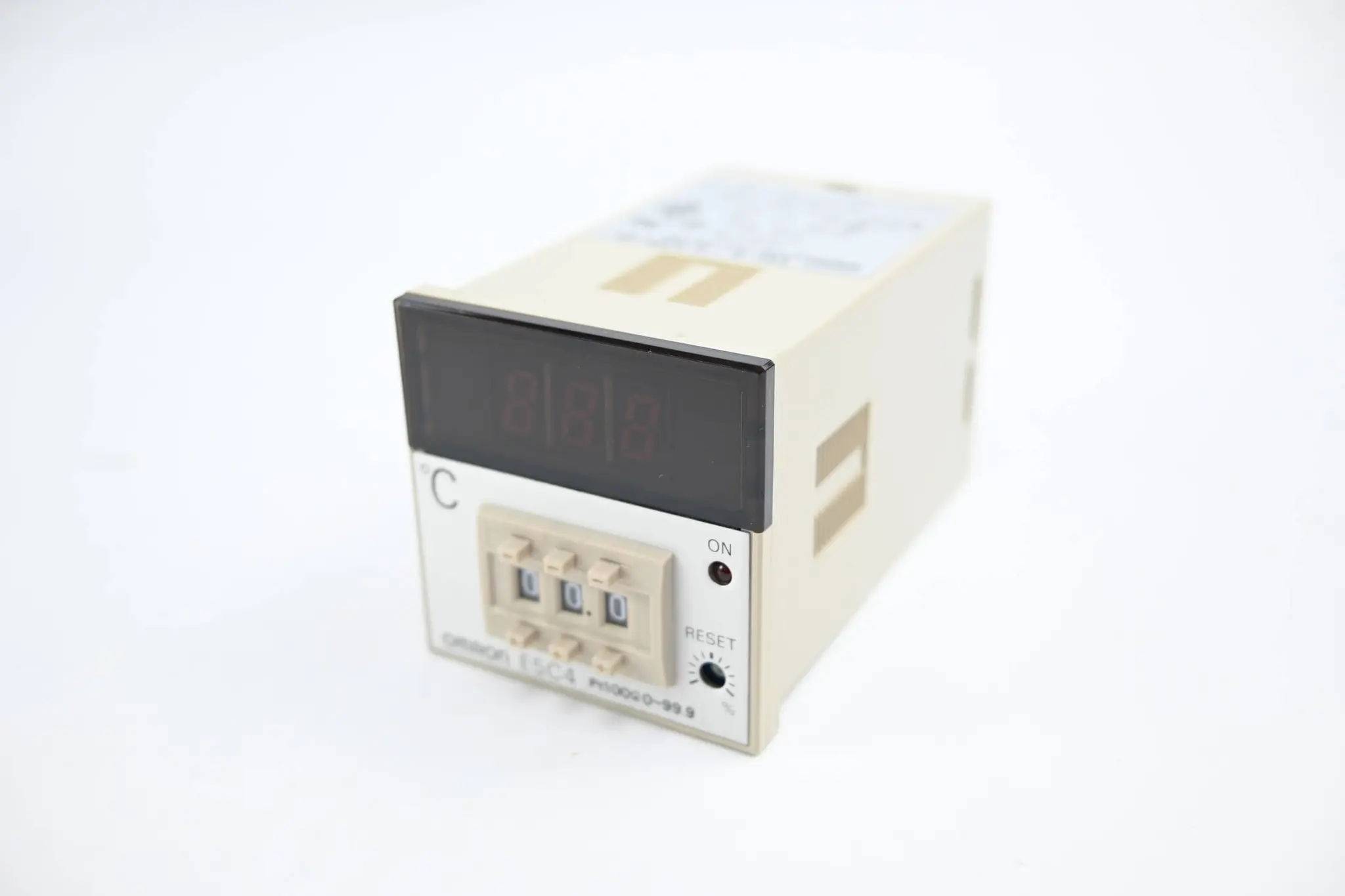 Produktfoto 1 von Omron Temperatur Controller 0-99.9 °C 220/240 VAC ( E5C4-Q40P-D )