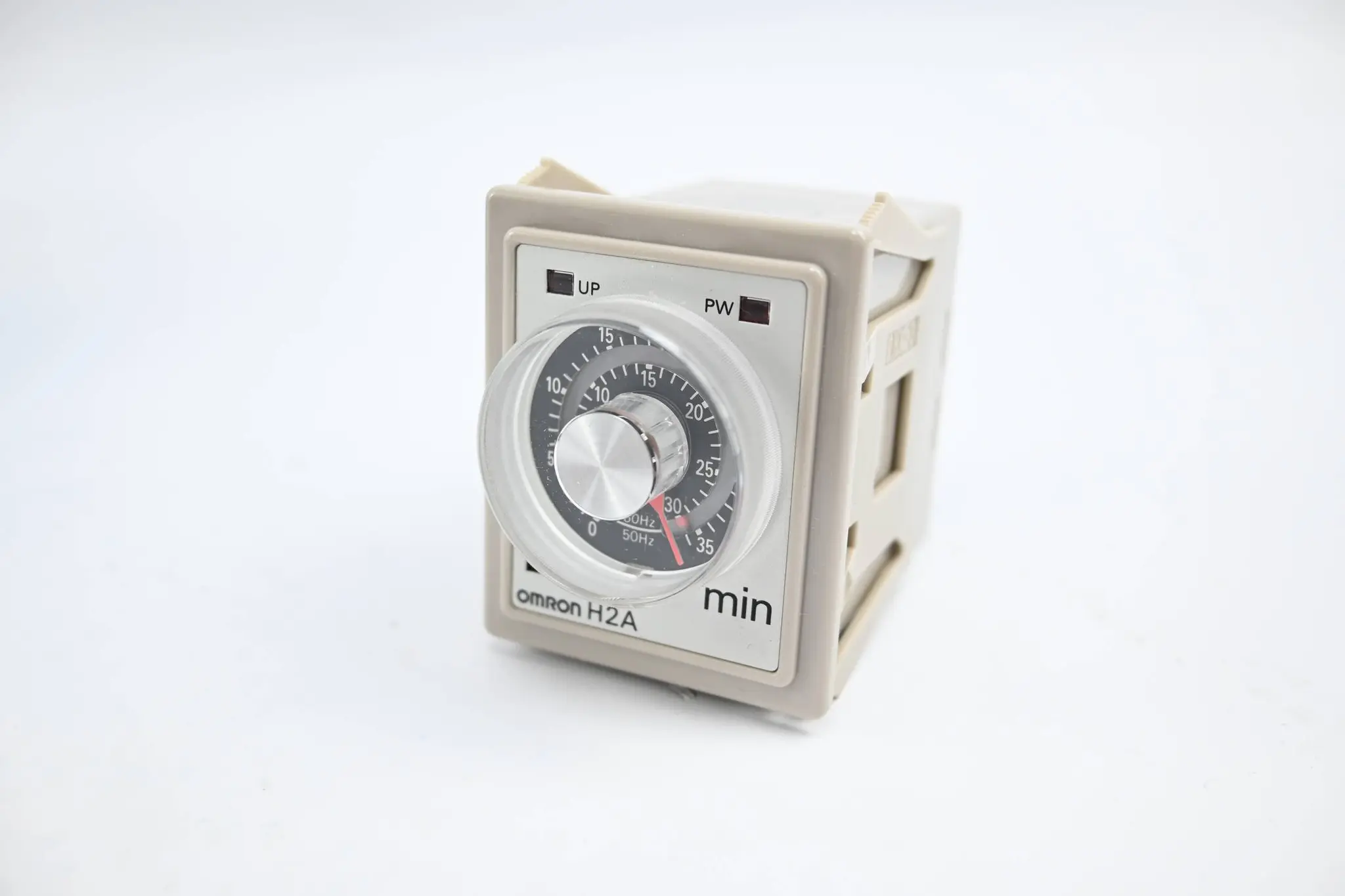 Produktfoto 1 von Omron Motor Driven Timer 36M 24 VAC ( H2A-7H )