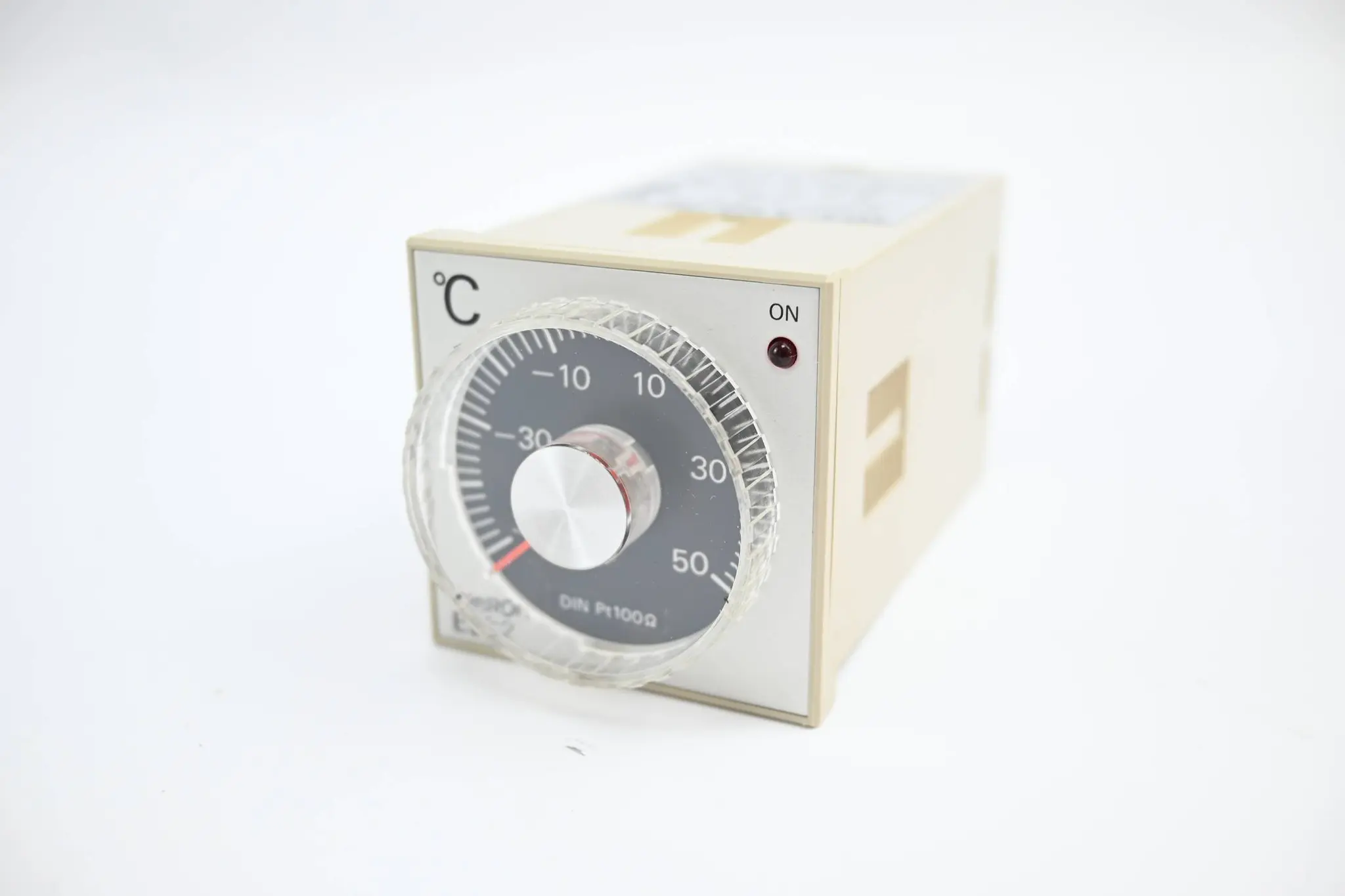 Produktfoto 1 von Omron Temperatur Controller -50/50°C 220/240 VAC ( E5C2-R20P-DIN )