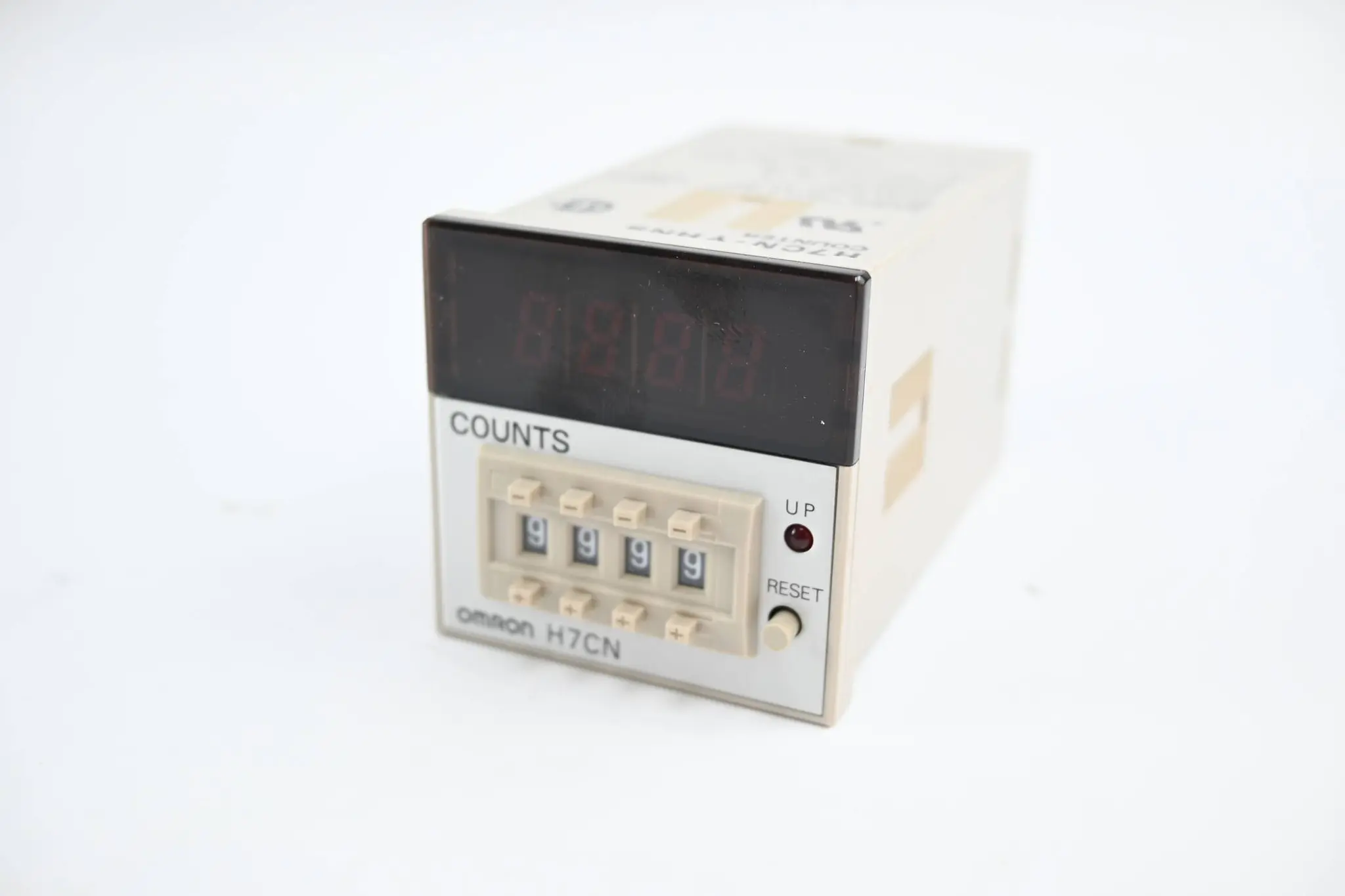 Produktfoto 1 von Omron Counter Zähler 9999 100-240 VAC ( H7CN-YHNS )