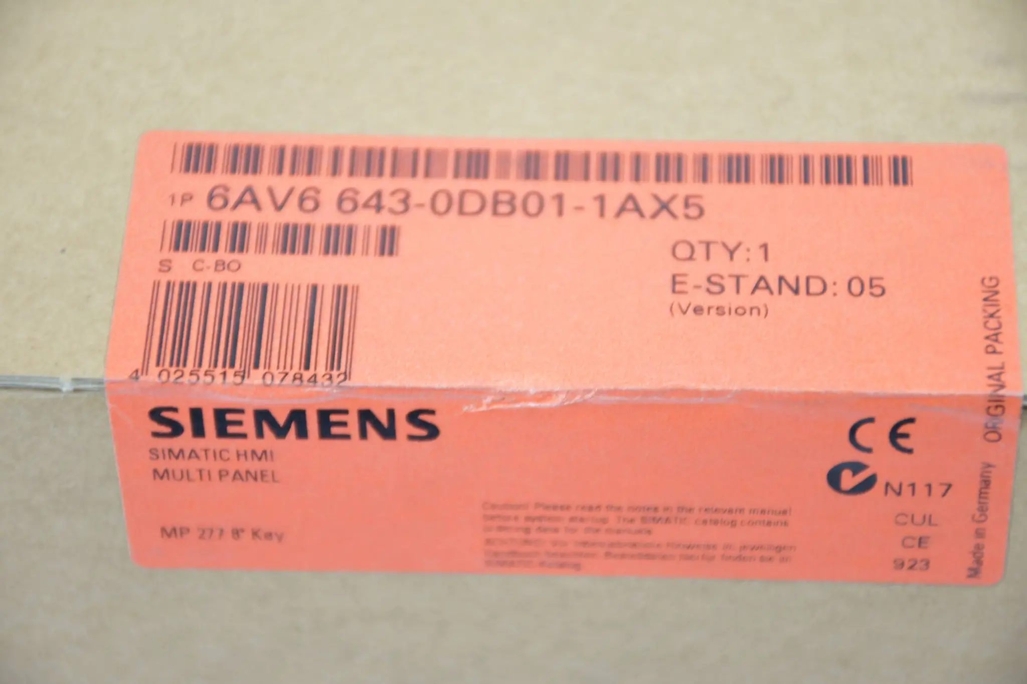 Produktfoto 1 von Siemens simatic MP 277 Multipanel 6AV6 643-0DB01-1AX5 ( 6AV6643-0DB01-1AX5 ) E5