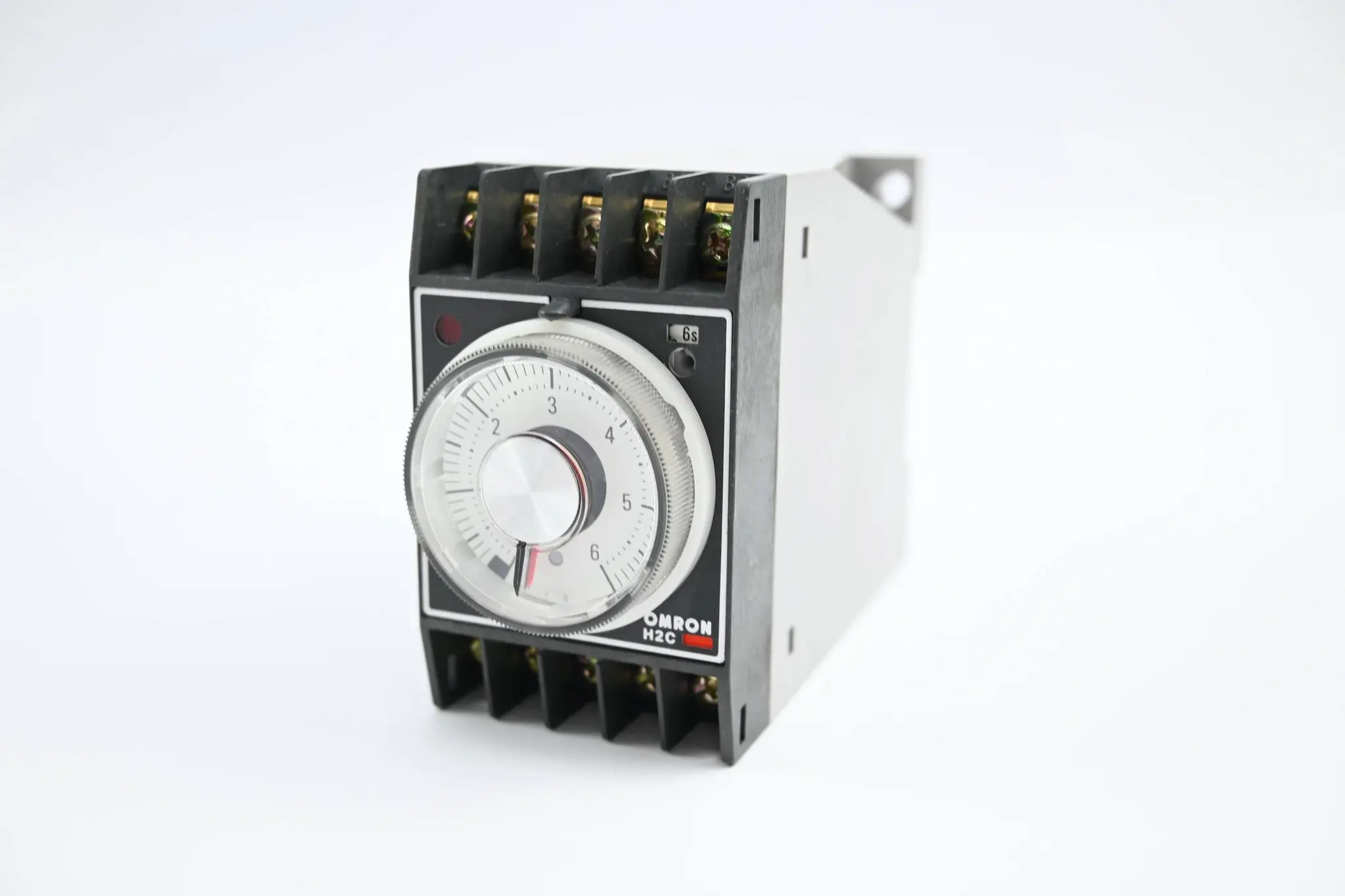 Produktfoto 1 von Omron Multi Range Timer 6s-6h 220 VAC ( H2C-F B )( H2C-F )