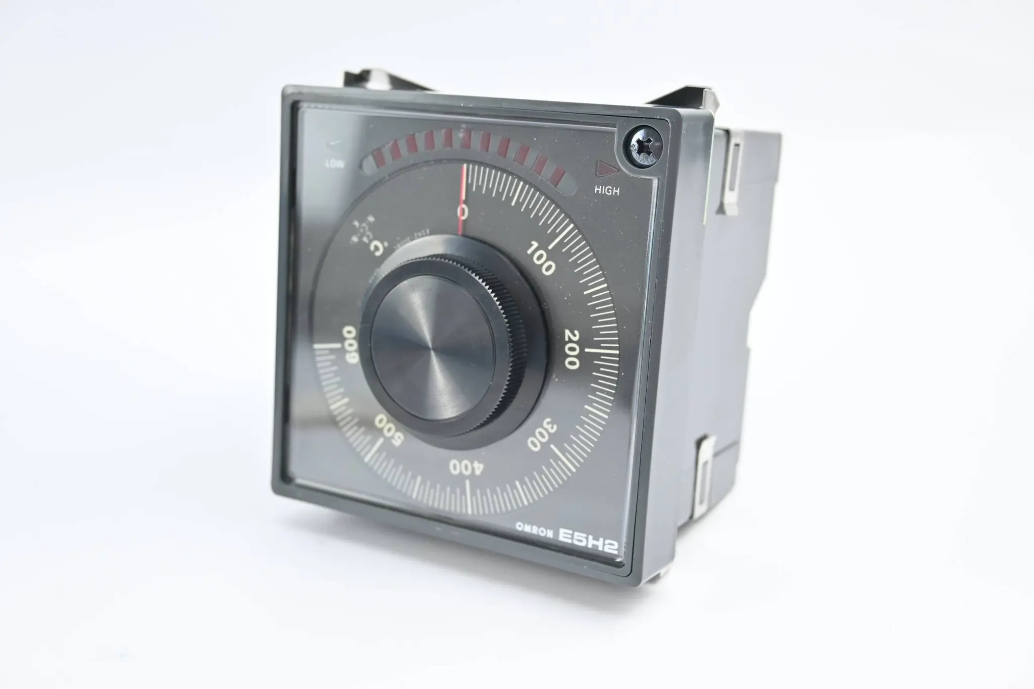 Produktfoto 1 von Omron Temperatur Controller 0-600°C 110/220 VAC ( E5H2-YCA DIN )