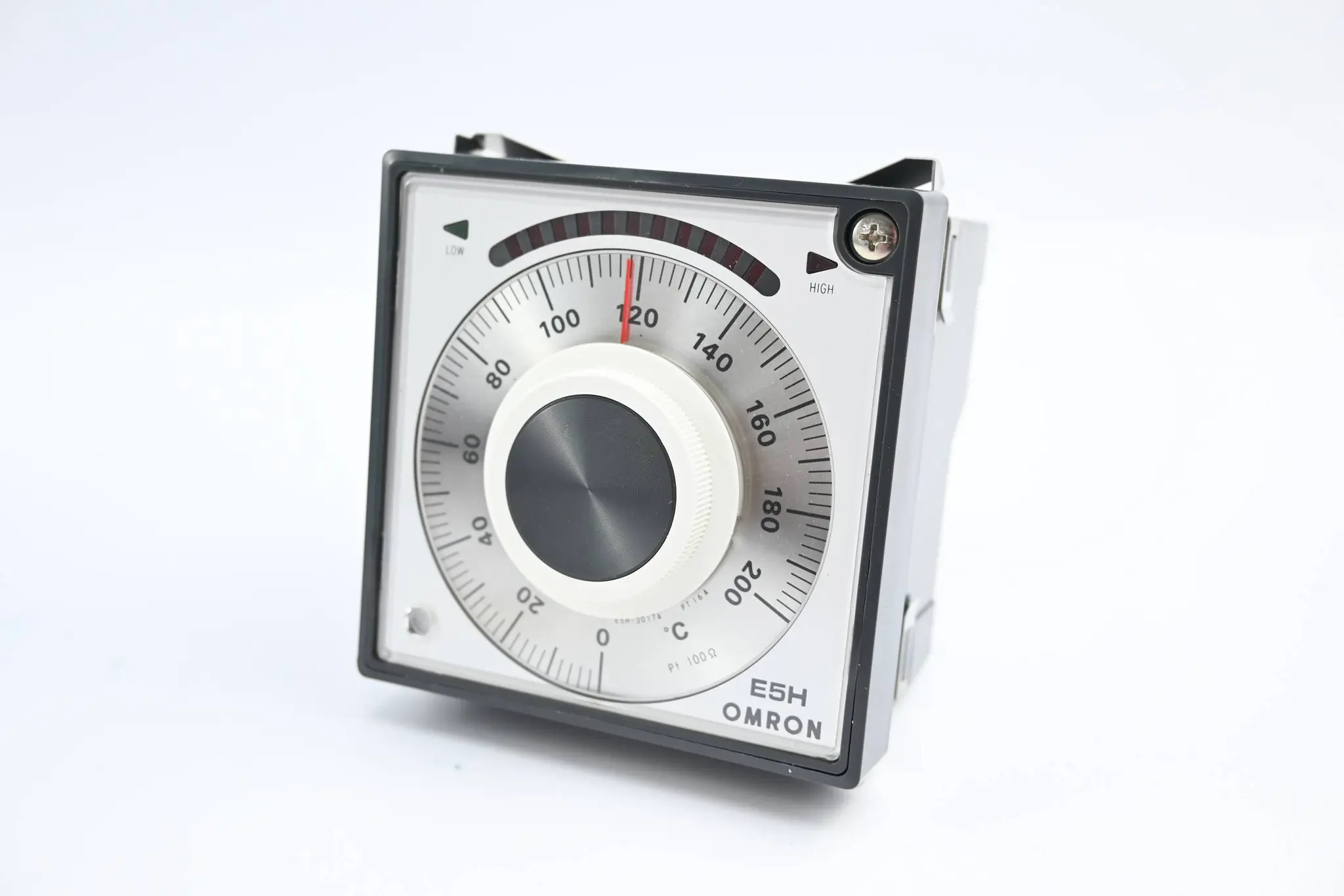 Produktfoto 1 von Omron Temperatur Controller 0-200°C 110/220 VAC ( E5H-Y4PT DIN )