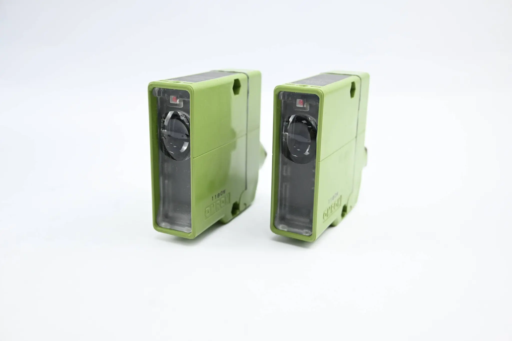 Produktfoto 1 von Omron Photo Electric Switch 90-250 VAC ( E3A-5Z2 )