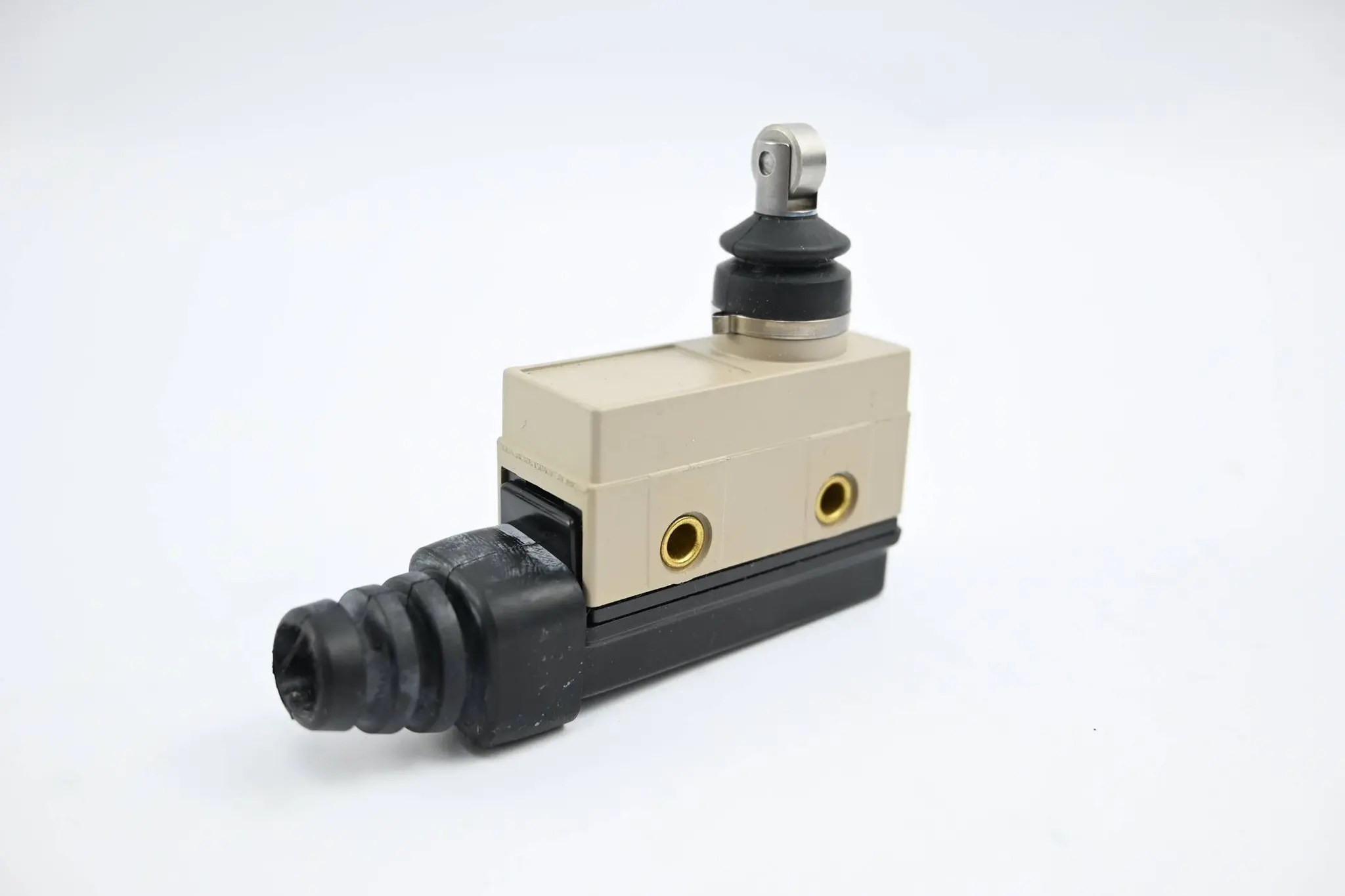 Produktfoto 1 von Omron Endschalter ZC-N2155