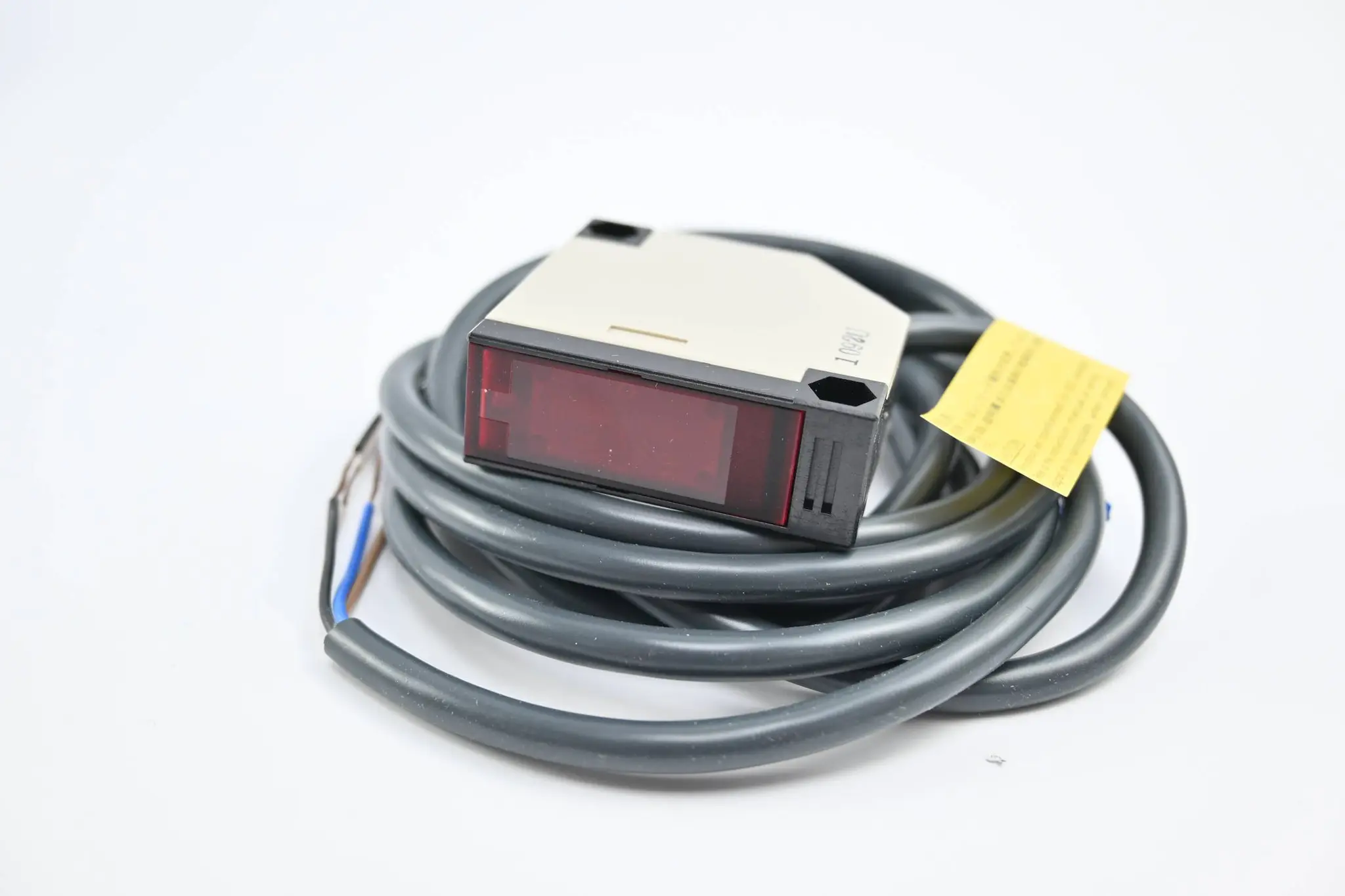 Produktfoto 1 von Omron Photoelectric Switch 10-30 VDC 2m ( E3JK-R2H1-G )