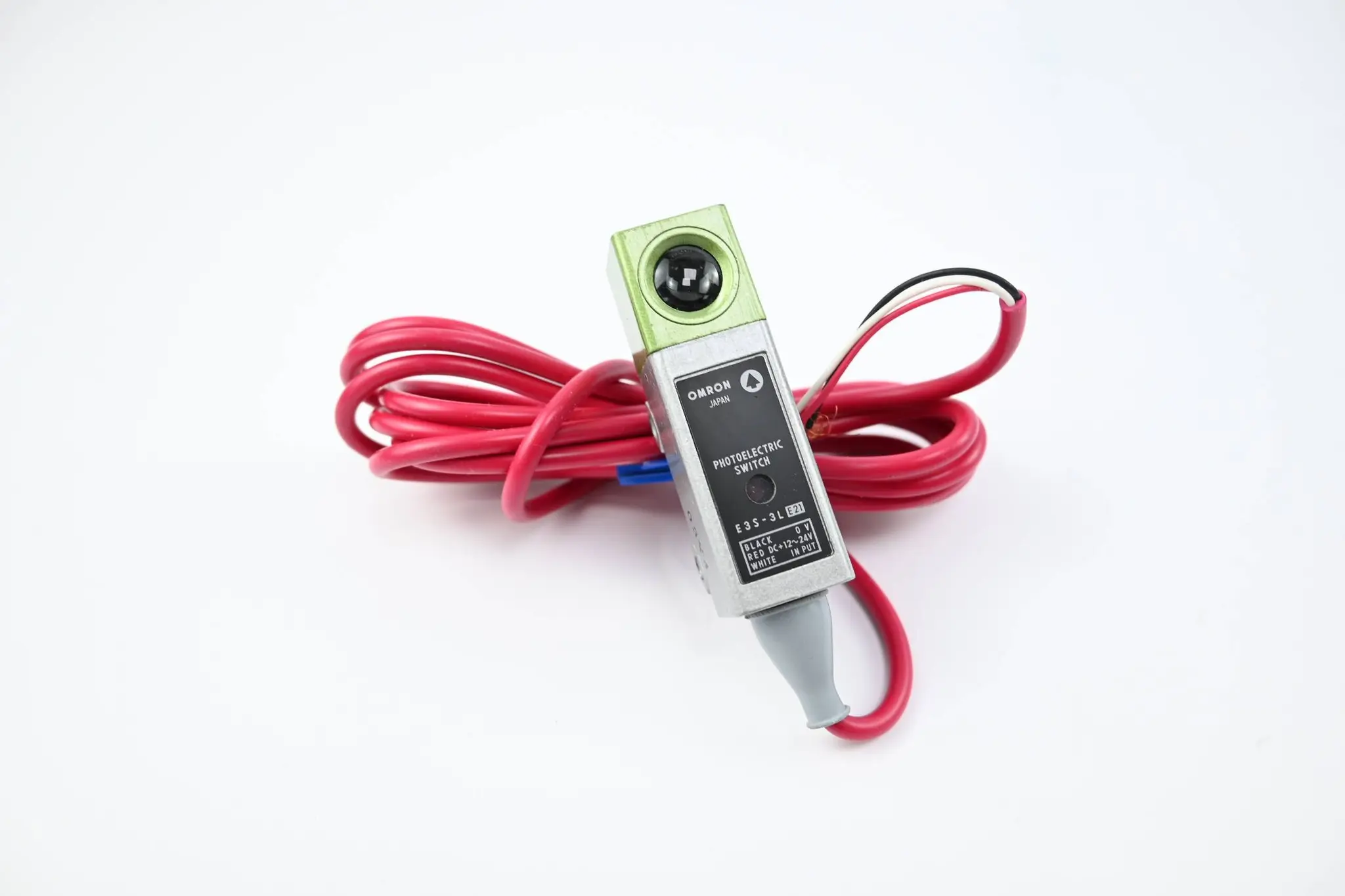 Produktfoto 1 von Omron Photoelectric Switch 12-24 VDC ( E3S-3E21 )