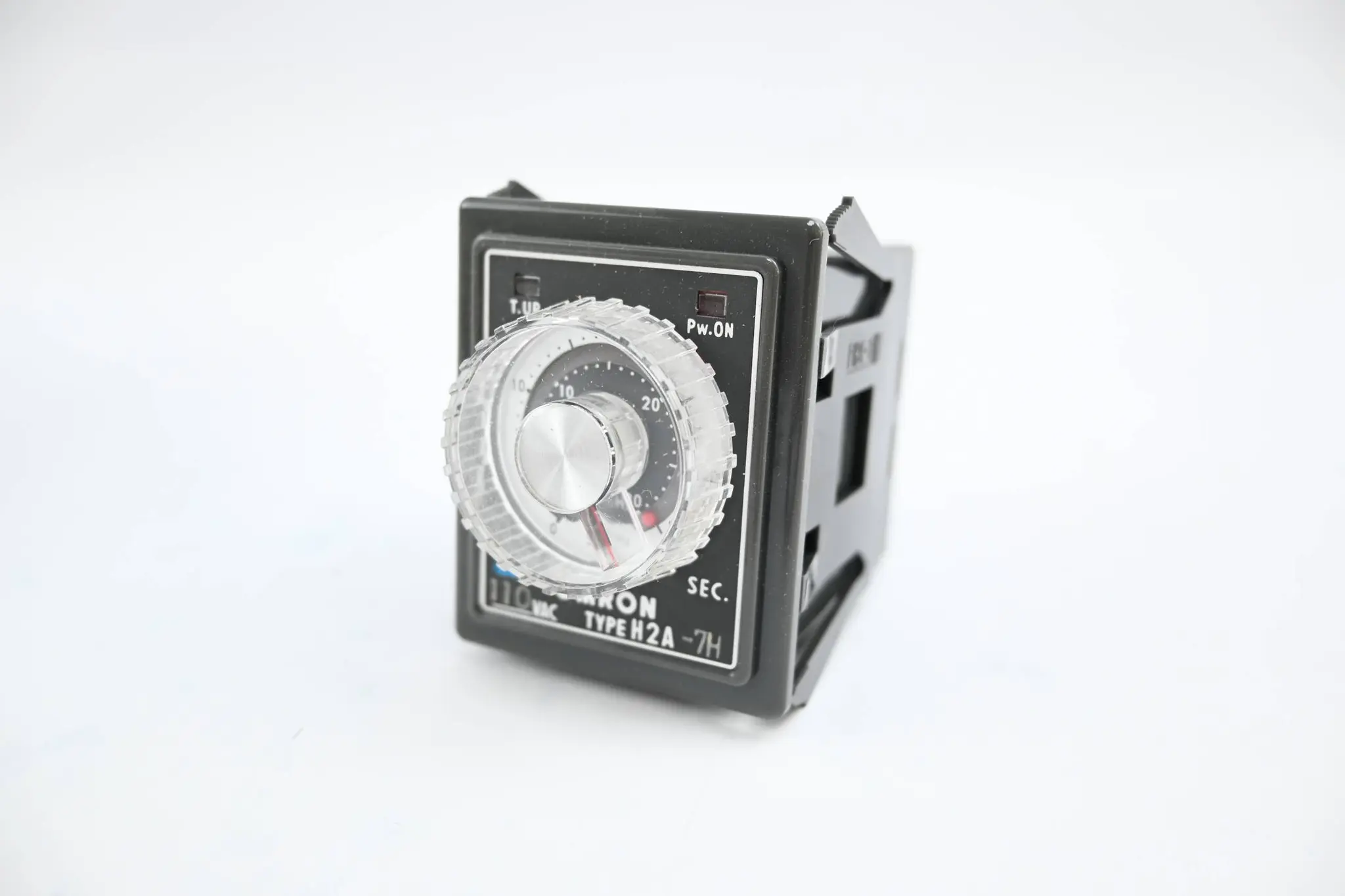 Produktfoto 1 von Omron Motor Driven Timer 36s 110VAC ( H2A-7H )