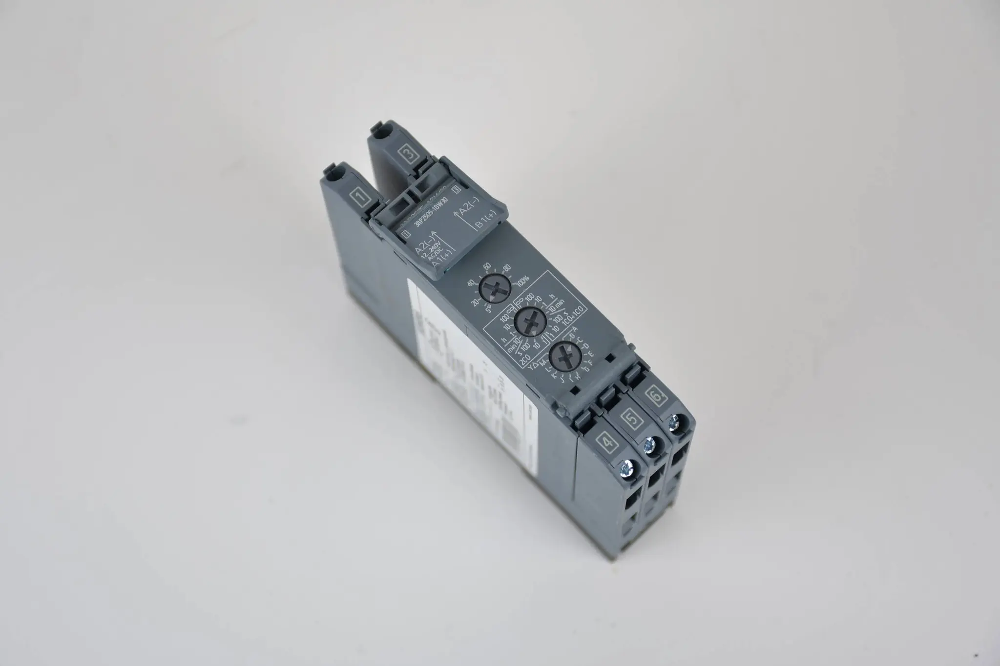 Produktfoto 1 von Siemens Zeitrelais Multifunktion 2 Wechsler 3RP2505-1BW30 ( 3RP2 505-1BW30 )