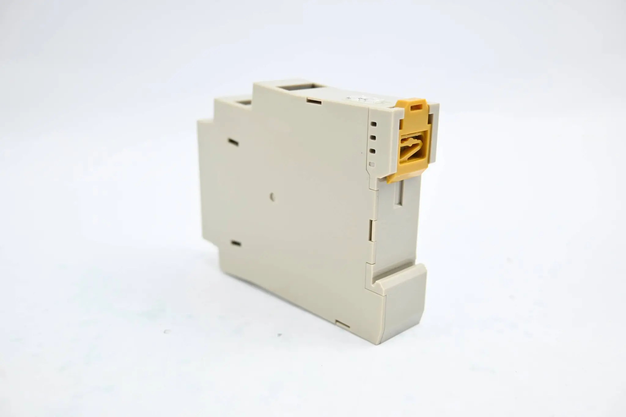 Produktfoto 1 von Omron Timer 0.1s-12s 200-230VAC ( H3DE-H(S) )