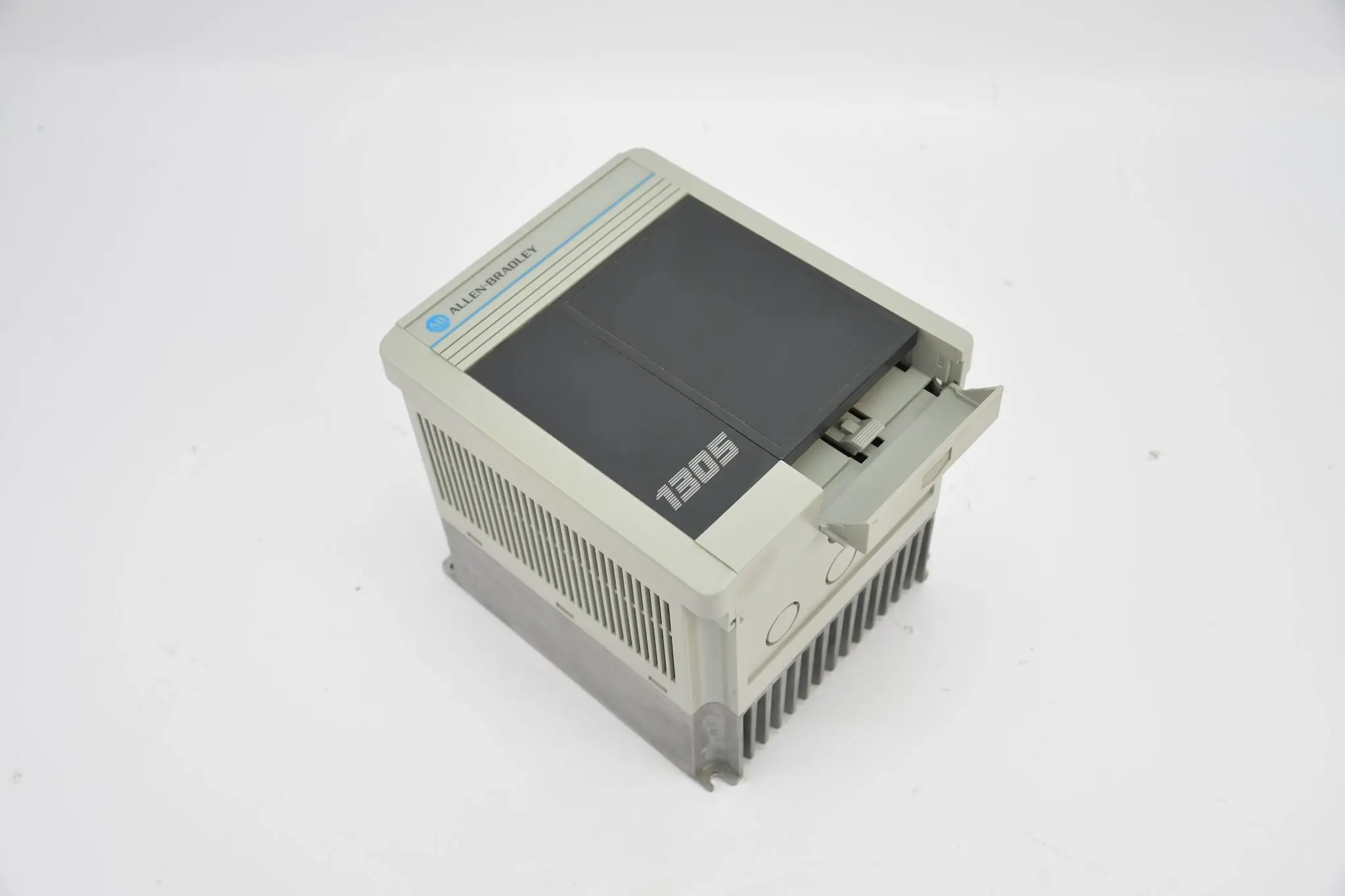 Produktfoto 1 von Rockwell Allen-Bradley 1305 Frequency AC Drive ( 1305-AA08AX-DE ) Series C