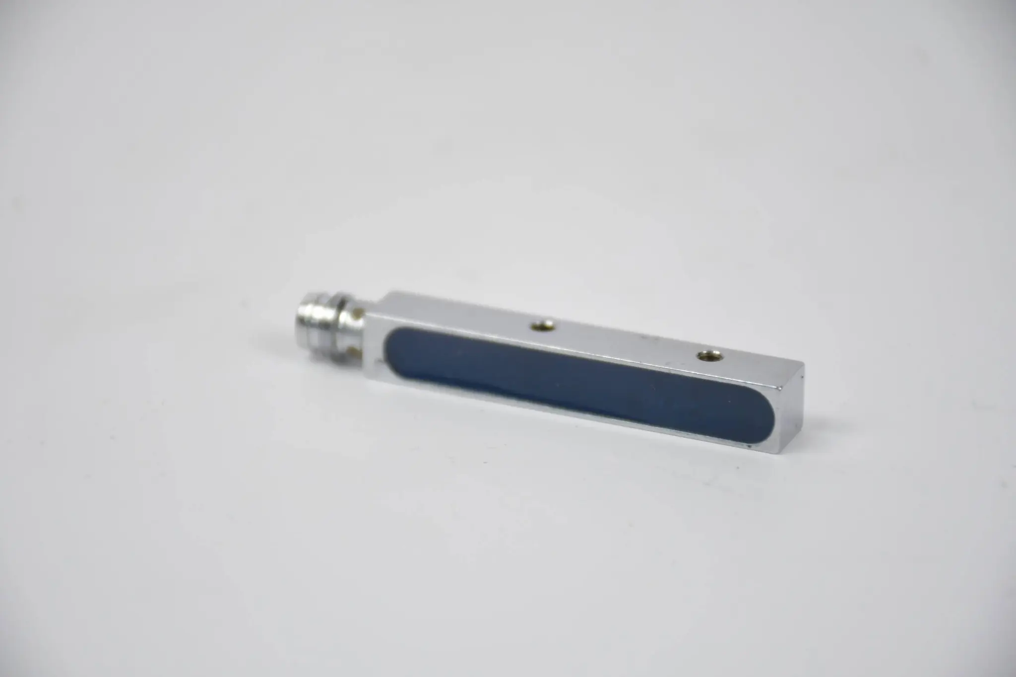 Produktfoto 1 von Balluff Induktiver Standardsensor BES Q08MG-PSC30B-S49G