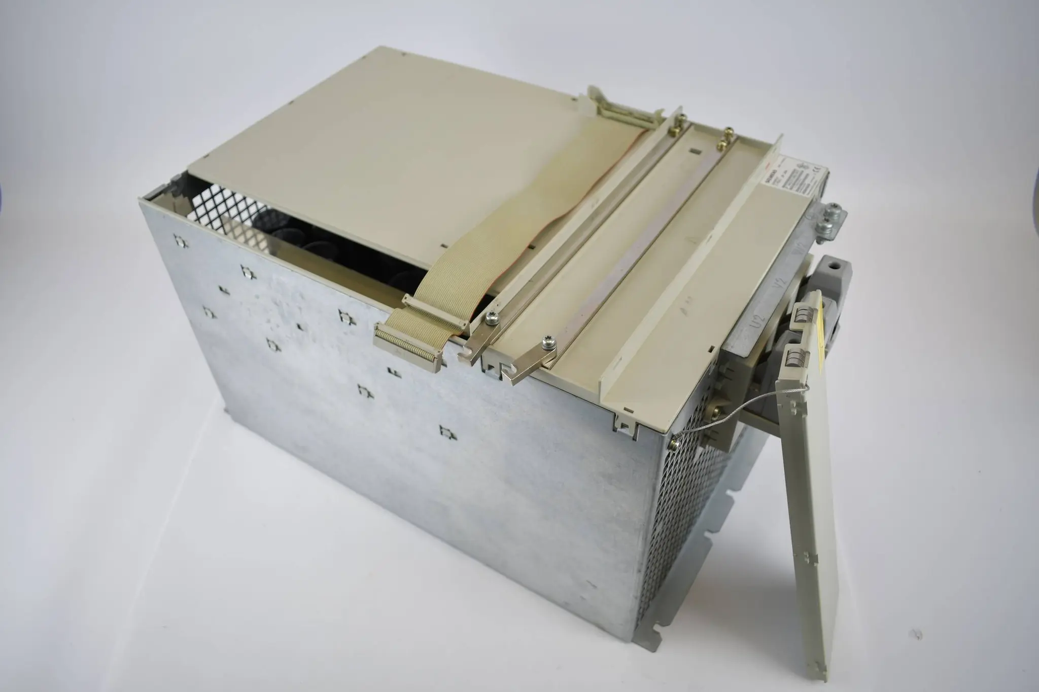 Produktfoto 1 von Siemens Simodrive 611 Power 6SN1123-1AA01-0FA1 ( 6SN1 123-1AA01-0FA1 ) Ver A