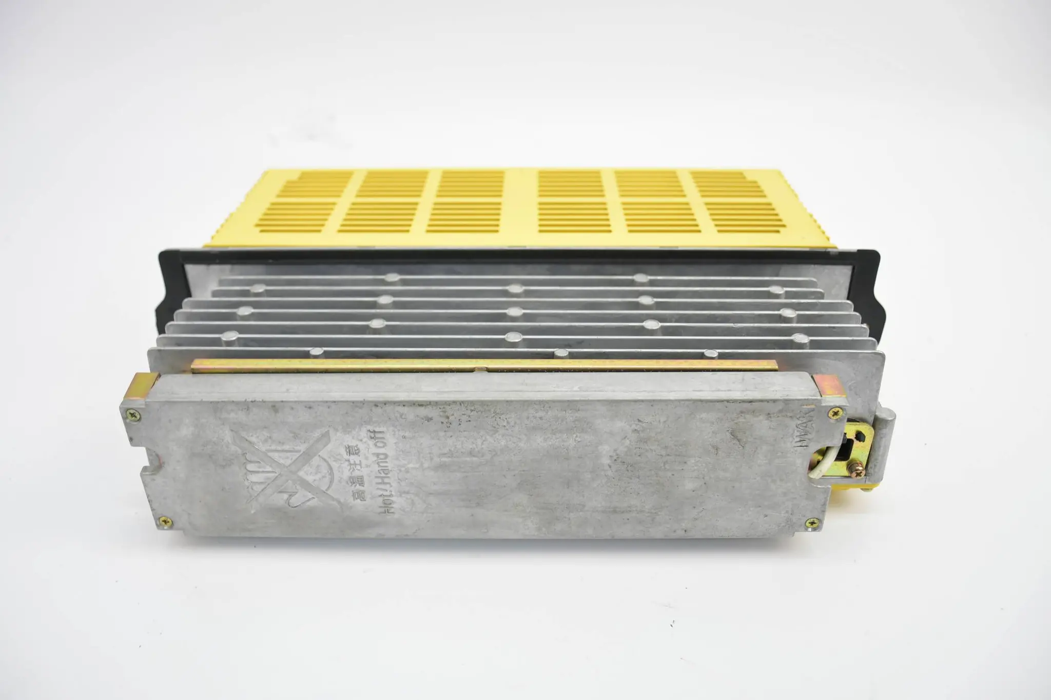 Produktfoto 1 von Fanuc LTD. C Series servo drive Amplifier A06B-6066-H011 Ver A2
