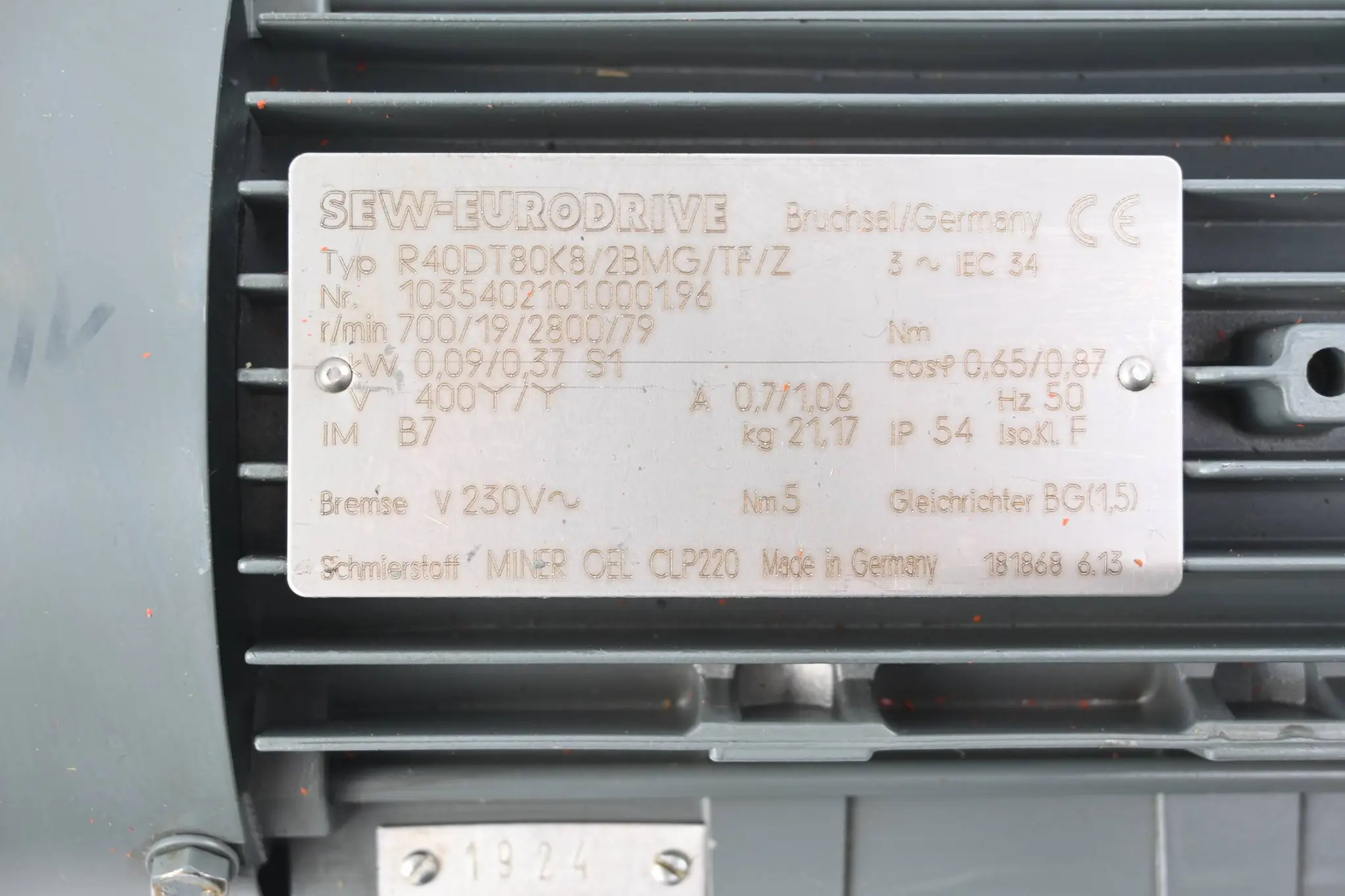 Produktfoto 1 von SEW Eurodrive Getriebemotor R40DT80K8/2BMG/TF/Z ( R40 DT80K8/2BMG/TF/Z )