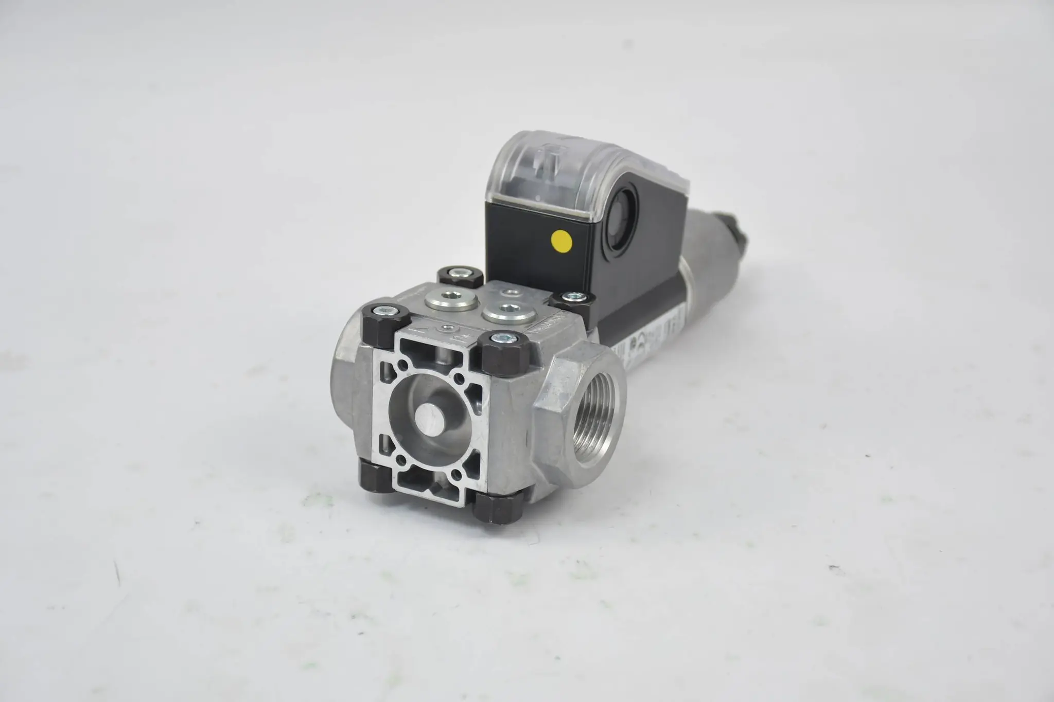 Produktfoto 1 von Krom Schröder Gas-Magnetventil VAS125R/LQ ( 88000020 )