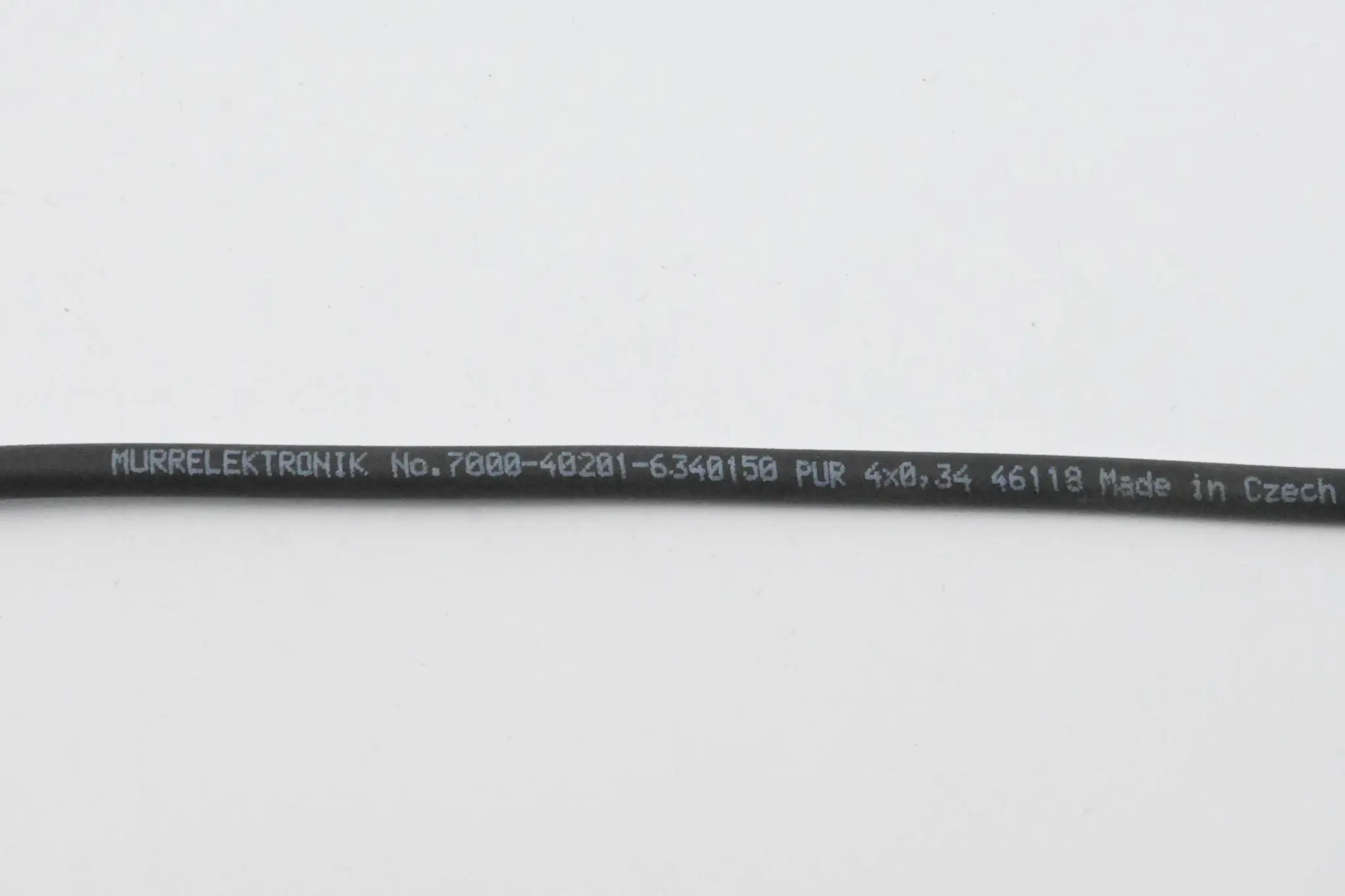 Produktfoto 1 von Murr Kabel M12 St. 90° / M12 Bu. 0° A-kod. ( 7000-40201-6340150 ) 1,5m