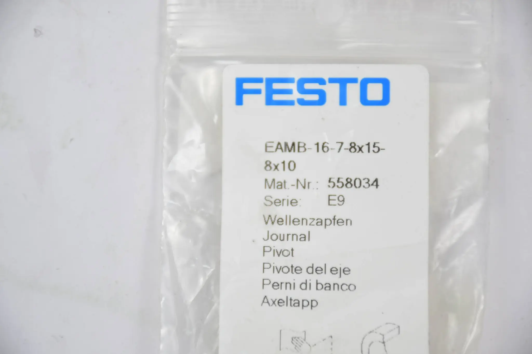 Produktfoto 1 von Festo Wellenzapfen EAMB-16-7-8X15-8X10 ( 558034 )
